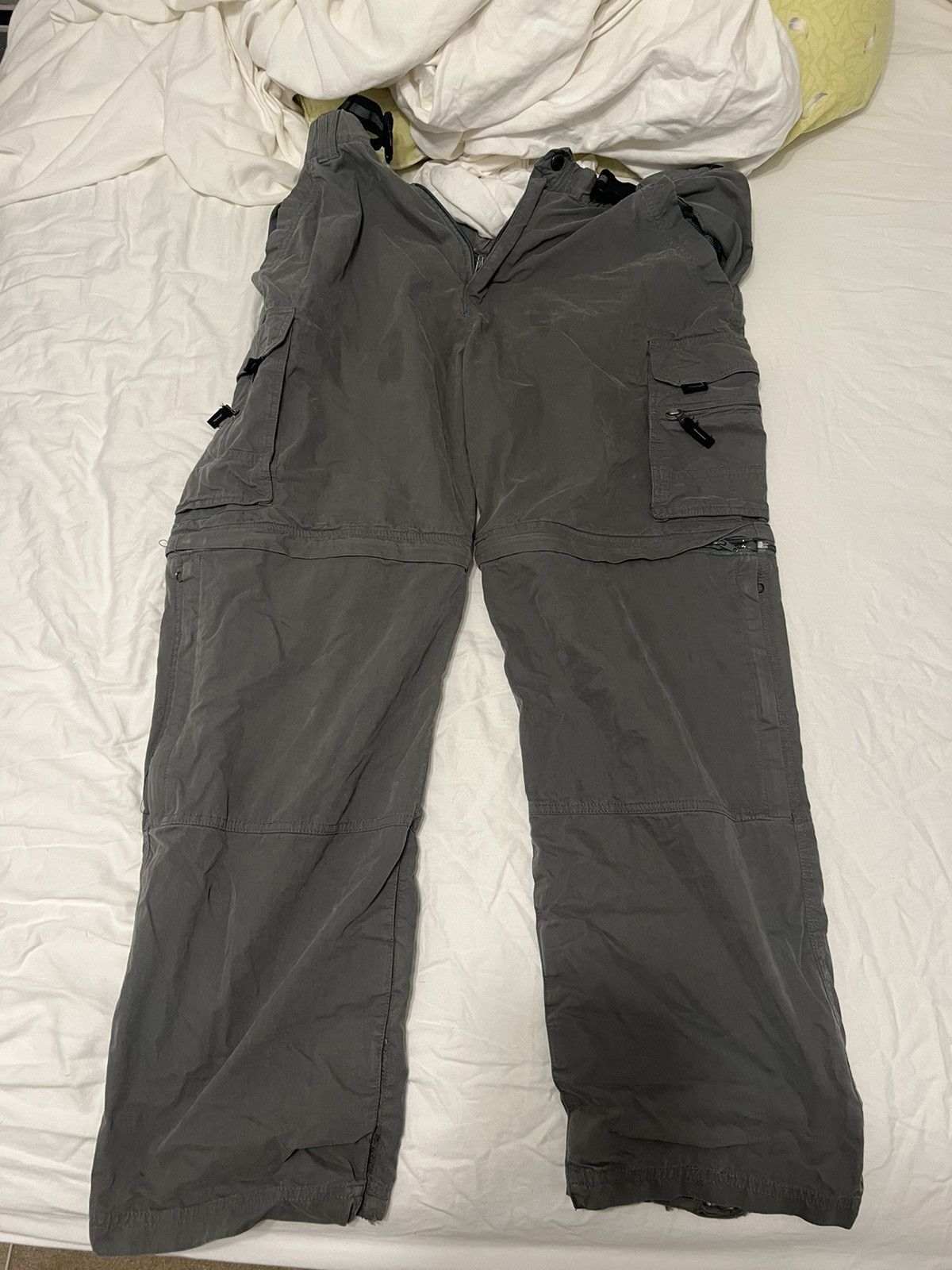 Vintage Vintage Baggy Convertible Cargo Pants Size US 36 / EU 52 - 1 Thumbnail