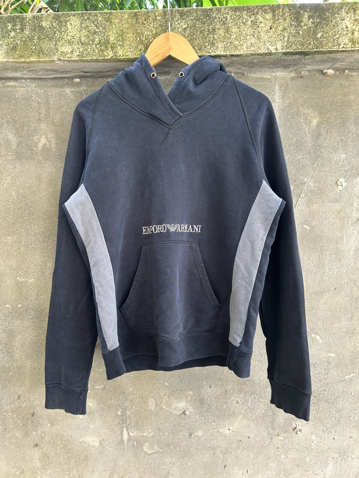 Vintage Vintage Emporio Armani Hoodie Big logo Size US S / EU 44-46 / 1 - 1 Thumbnail