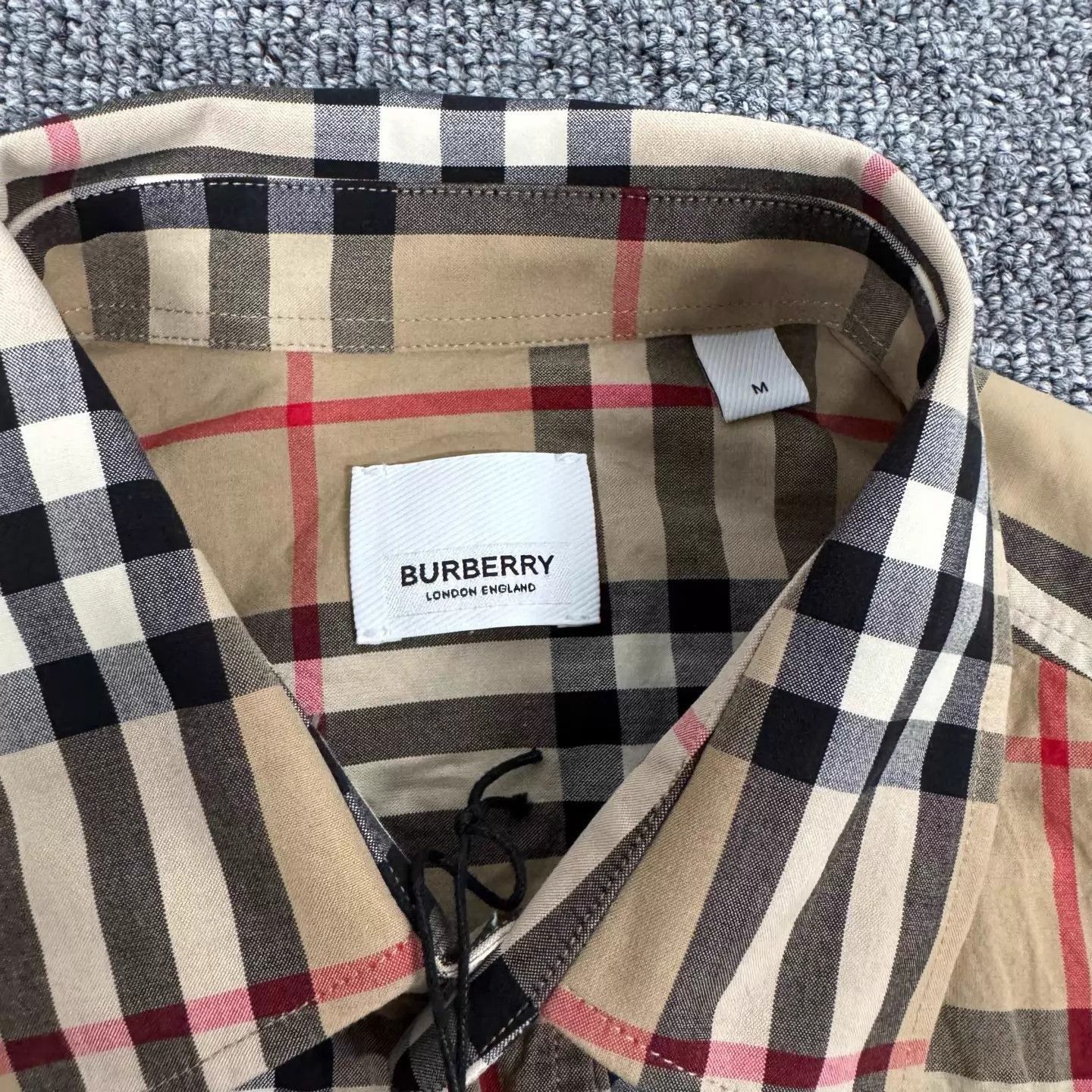 Burberry Plaid Long-Sleeve Button-Up Shirt Size US M / EU 48-50 / 2 - 6 Thumbnail