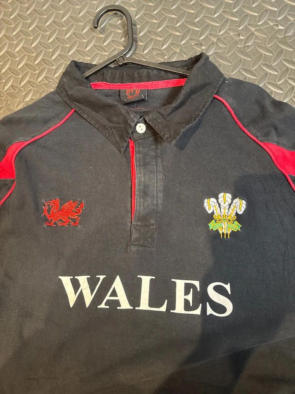 Designer Welsh Rugby Top Size US XXL / EU 58 / 5 - 5 Thumbnail