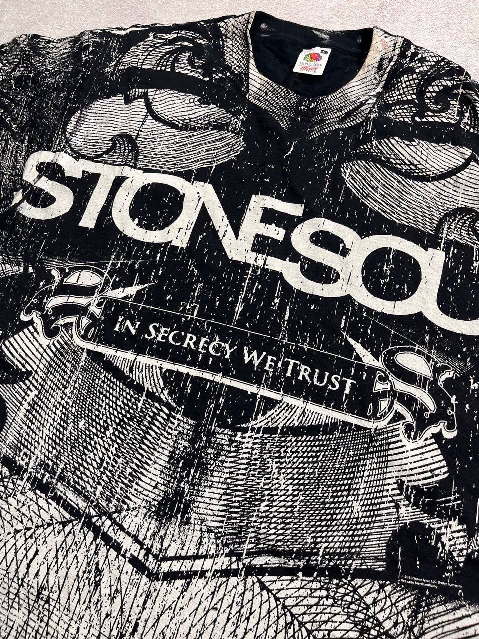 Other VINTAGE STONESOUR IN SECRECY WE TRUST PROMO T-SHIRT M Size US M / EU 48-50 / 2 - 3 Thumbnail