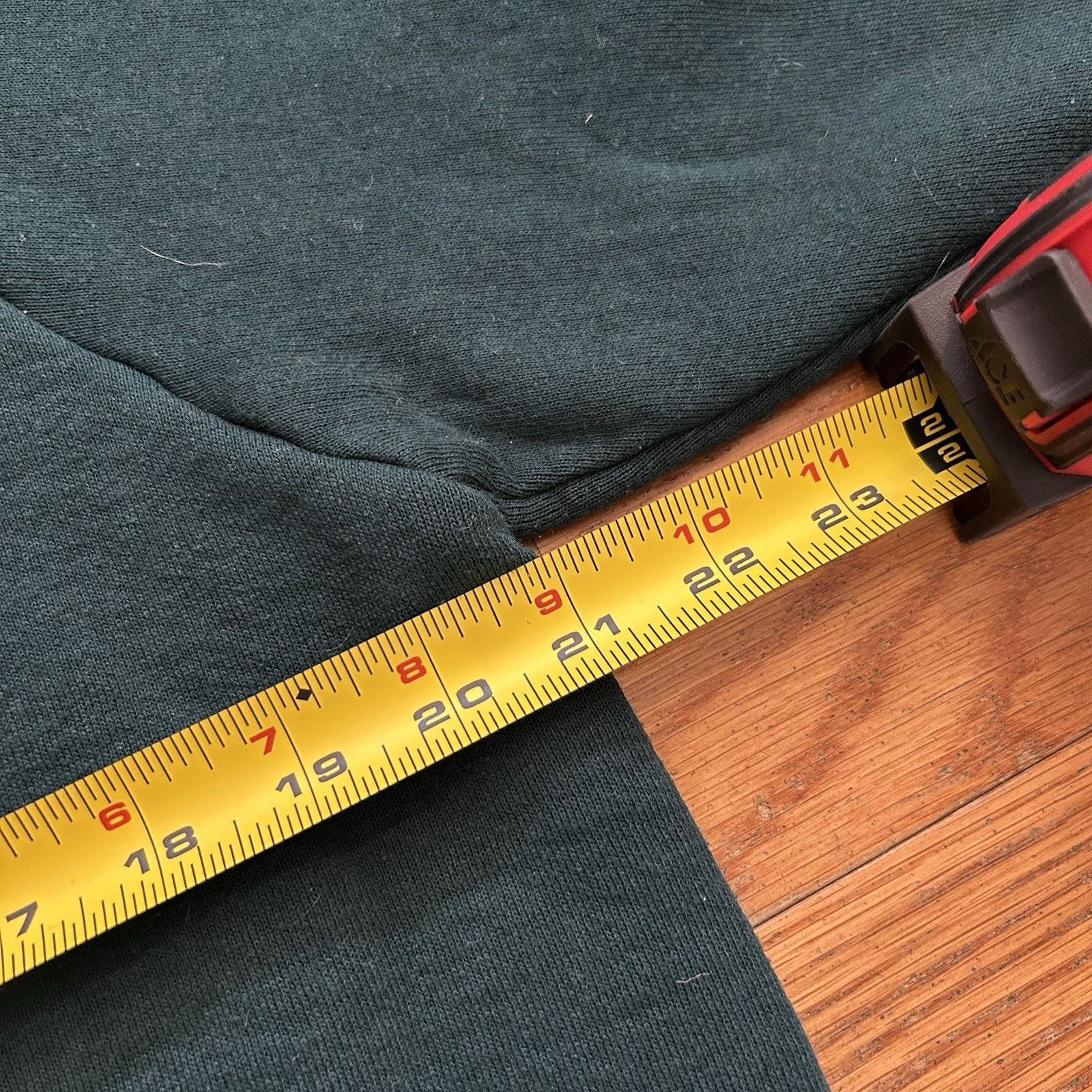 Fruit Of The Loom × Vintage Vintage 90s Green Raglan Fleece Pullover Sweatshirt Small Size US S / EU 44-46 / 1 - 4 Thumbnail