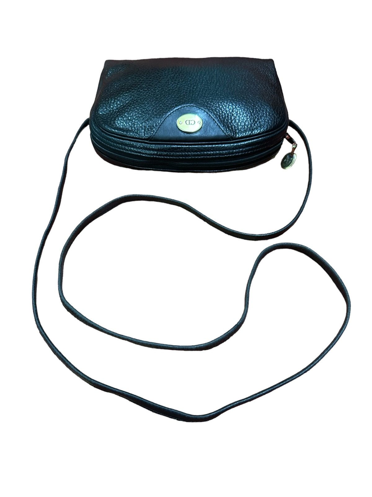 Dior AUTHENTIC VINTAGE CHRISTIAN DIOR BLACK LEATHER CROSSBODY BAG Size ONE SIZE - 16 Thumbnail