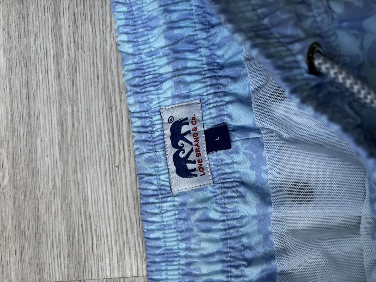 Other Love Brand Co swim shorts on multicolour Size US 34 / EU 50 - 2 Thumbnail