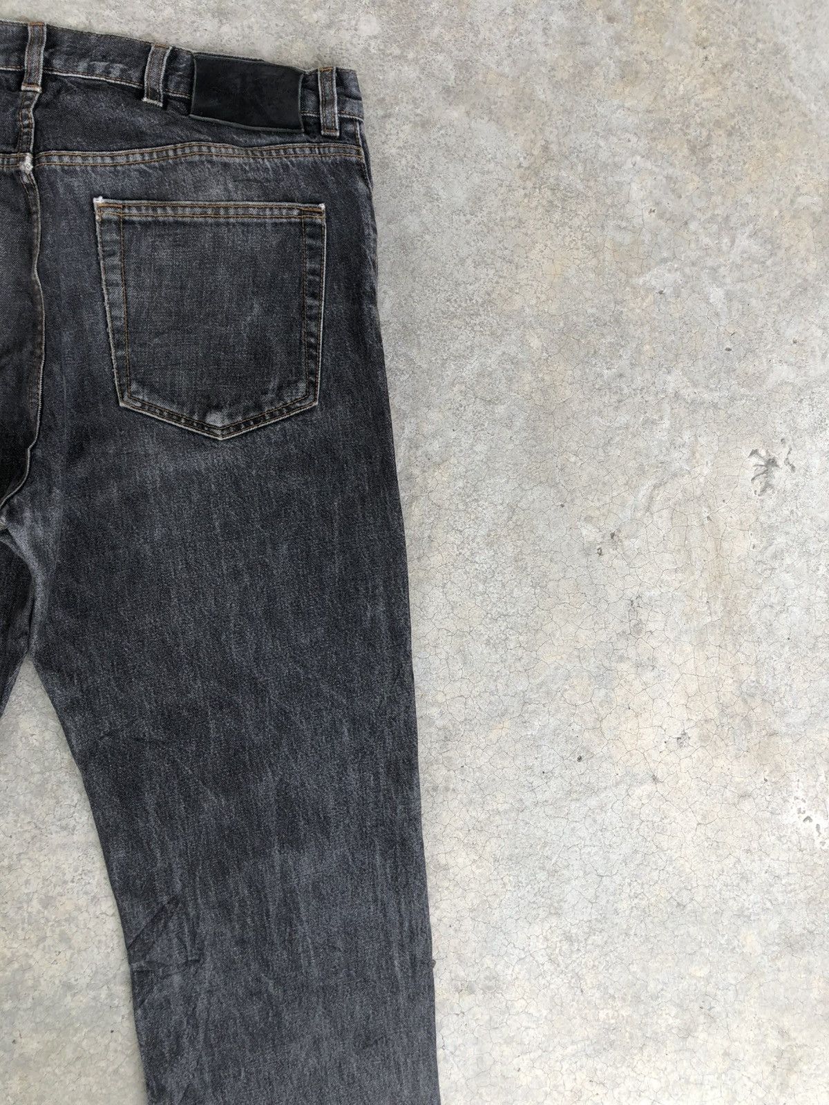 Calvin Klein Calvin Klein Distressed Jeans Slim Fit Size US 33 - 10 Thumbnail