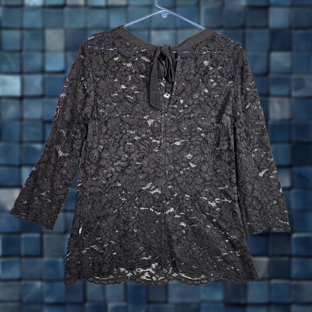 Boden Boden Blouse Women Black Lace Long Sleeve Keyhole Tie Back Size 10 Regular Knit Polyester Solid Vintage No Size L / US 10 / IT 46 - 1 Thumbnail