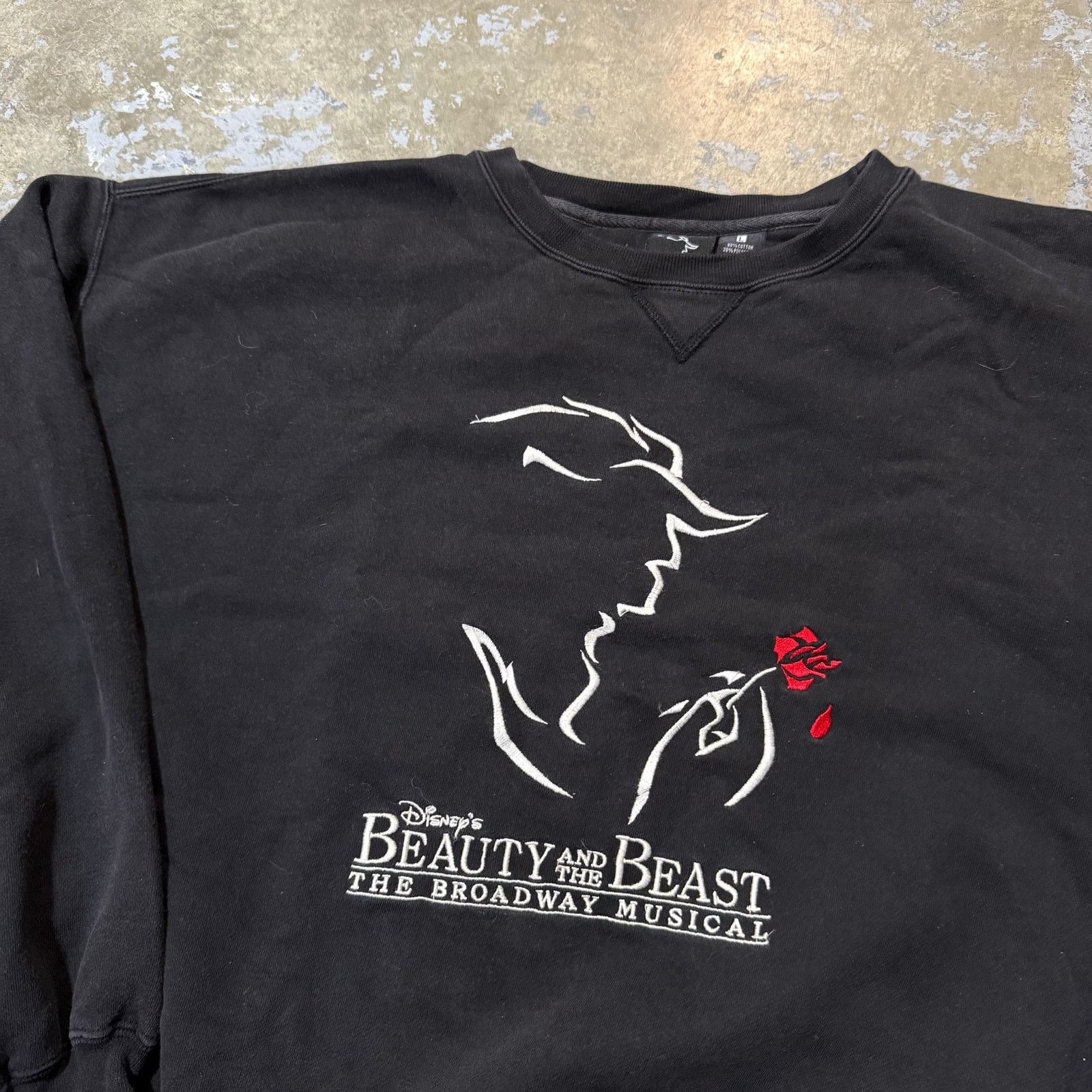 Disney Vintage Disney Beauty And The Beast Broadway Crewneck Sz L Size L / US 10 / IT 46 - 2 Thumbnail
