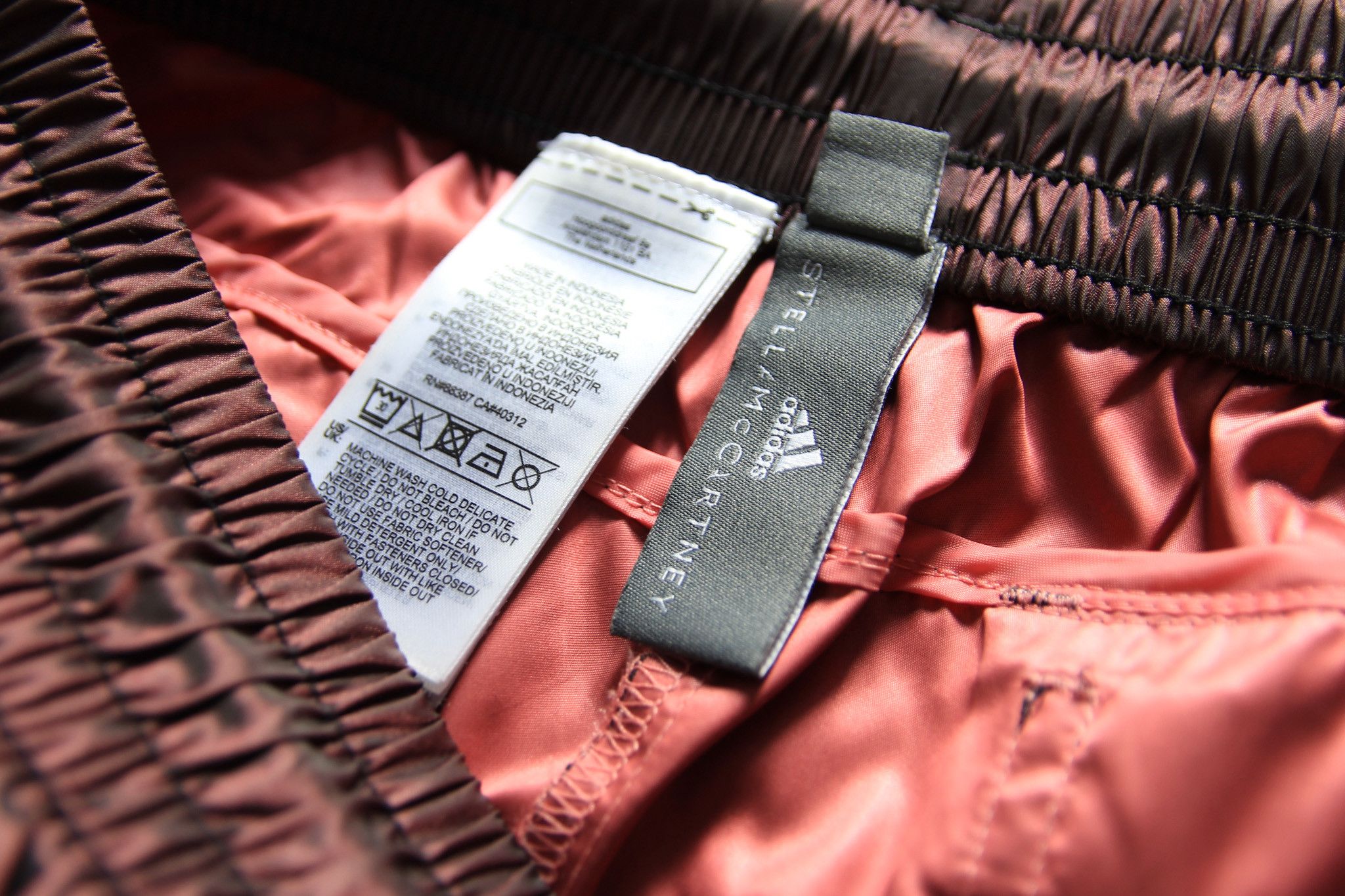Adidas × Stella McCartney Techwear gorpcore pants ADIDAS BY STELLA MCCARTNEY Size 32" / US 10 / IT 46 - 9 Thumbnail