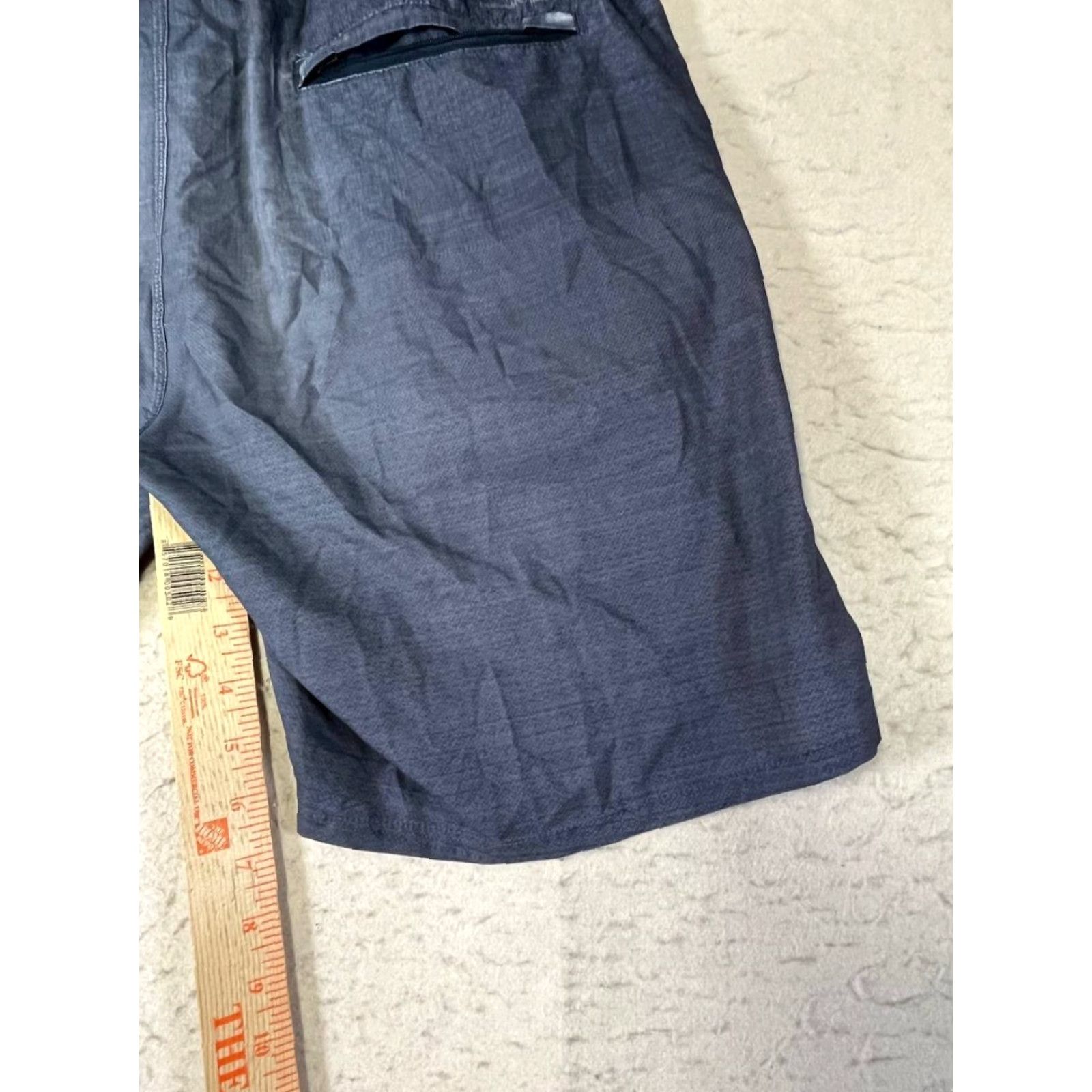 TravisMathew Travis Mathew Men Bermuda Shorts Faded Gray Pockets Drawstring Size L See Measurements Size US 33 - 5 Thumbnail