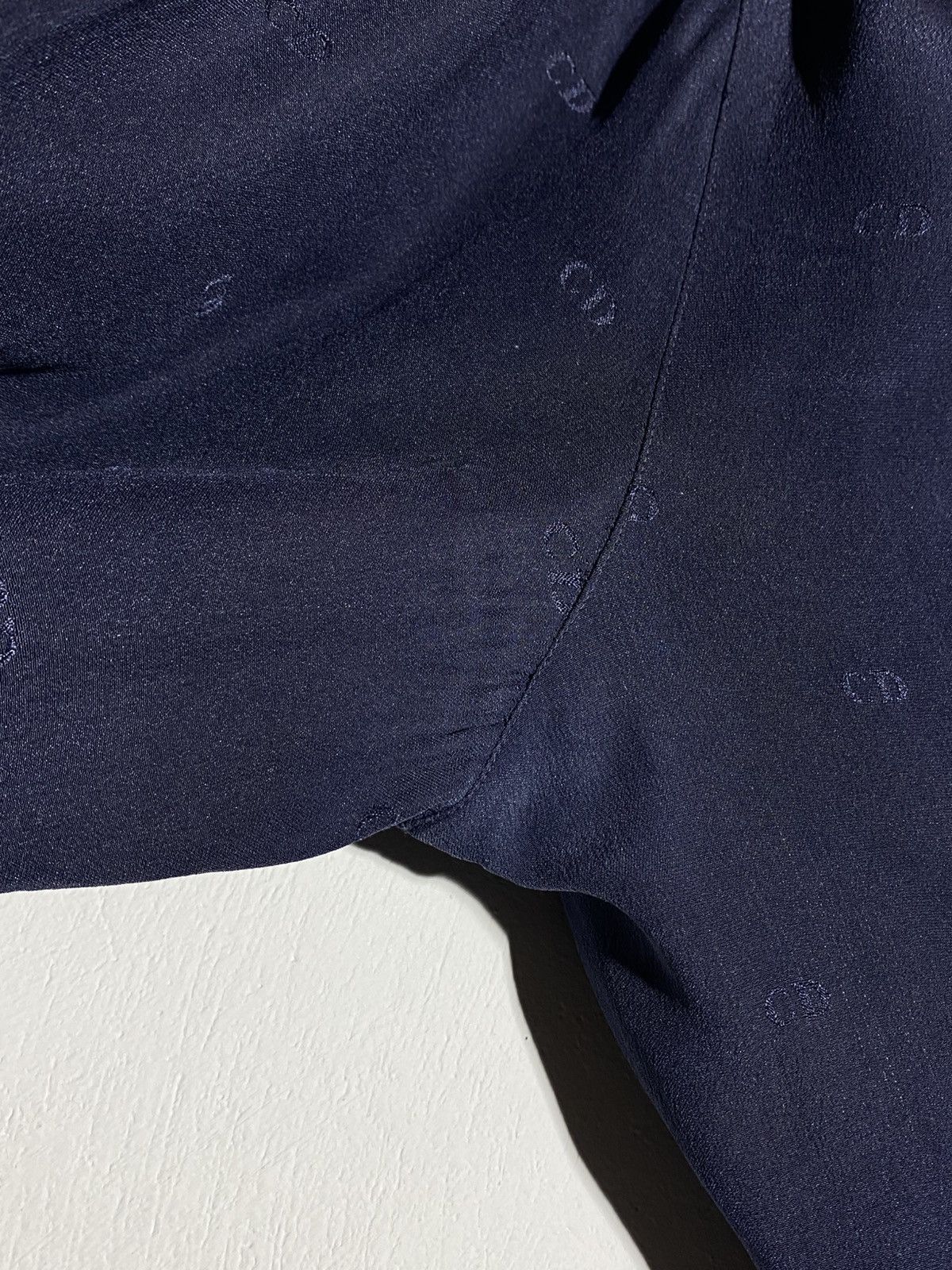 Christian Dior Monsieur Vintage 90s Christian Dior CD Monogram Silk Shirt Navy Blue Size US S / EU 44-46 / 1 - 14 Thumbnail