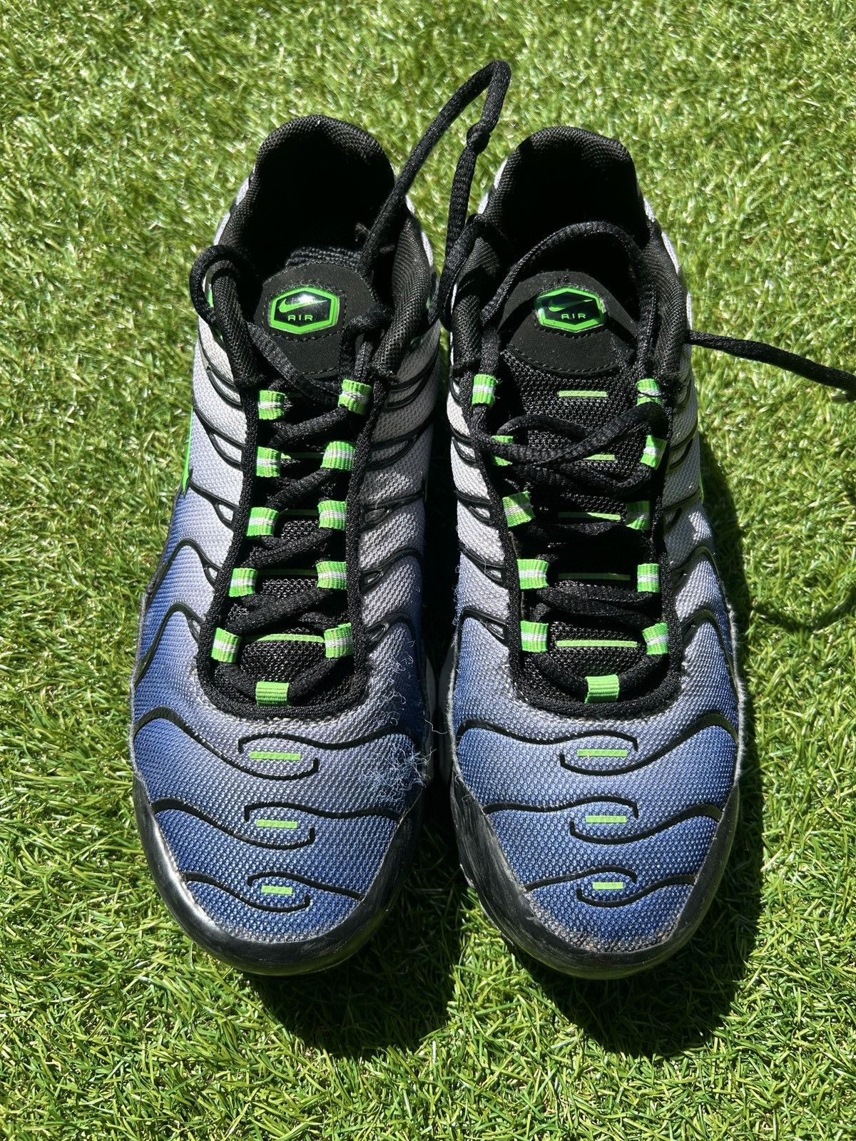 Nike Nike Air Max Plus TN Size US 5 / EU 37 - 2 Thumbnail