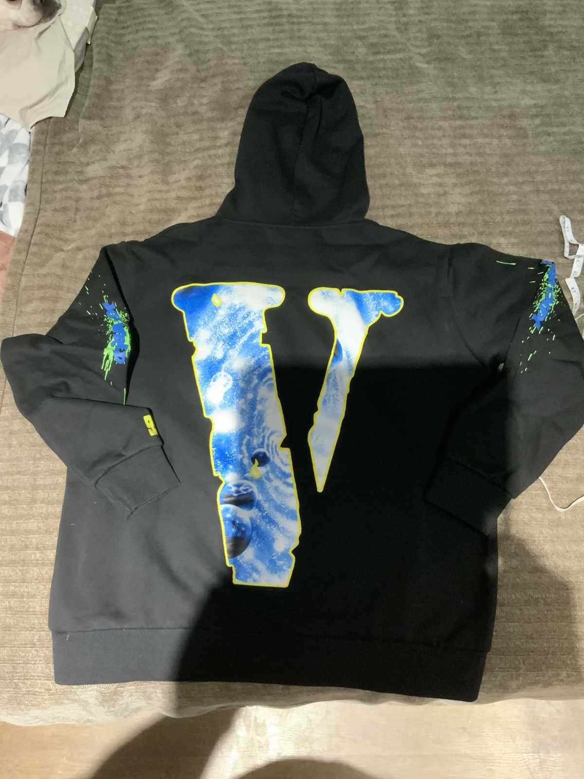 999 Club × Vlone VLONE X JUICE WORLD BLACK HOODIE COLLAB Size US L / EU 52-54 / 3 - 2 Thumbnail