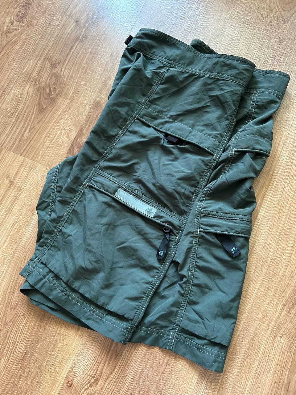 Nike ACG Nike ACG Spring 2001 Green Nylon 4 Pocket Cargo Shorts Size US 38 / EU 54 - 3 Thumbnail