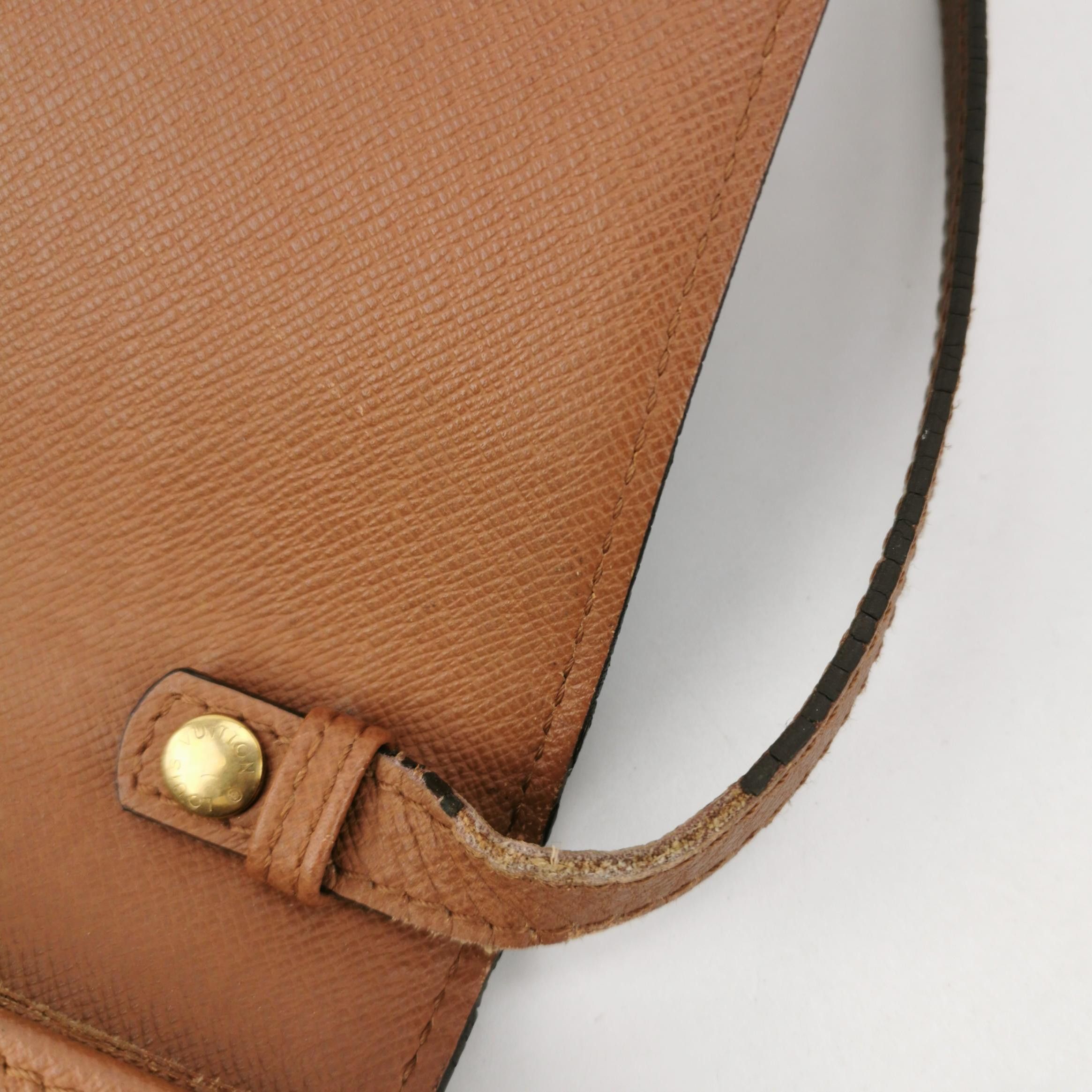Louis Vuitton Louis Vuitton (LV) Bordeaux leather Monogram print vintage Size ONE SIZE - 6 Thumbnail