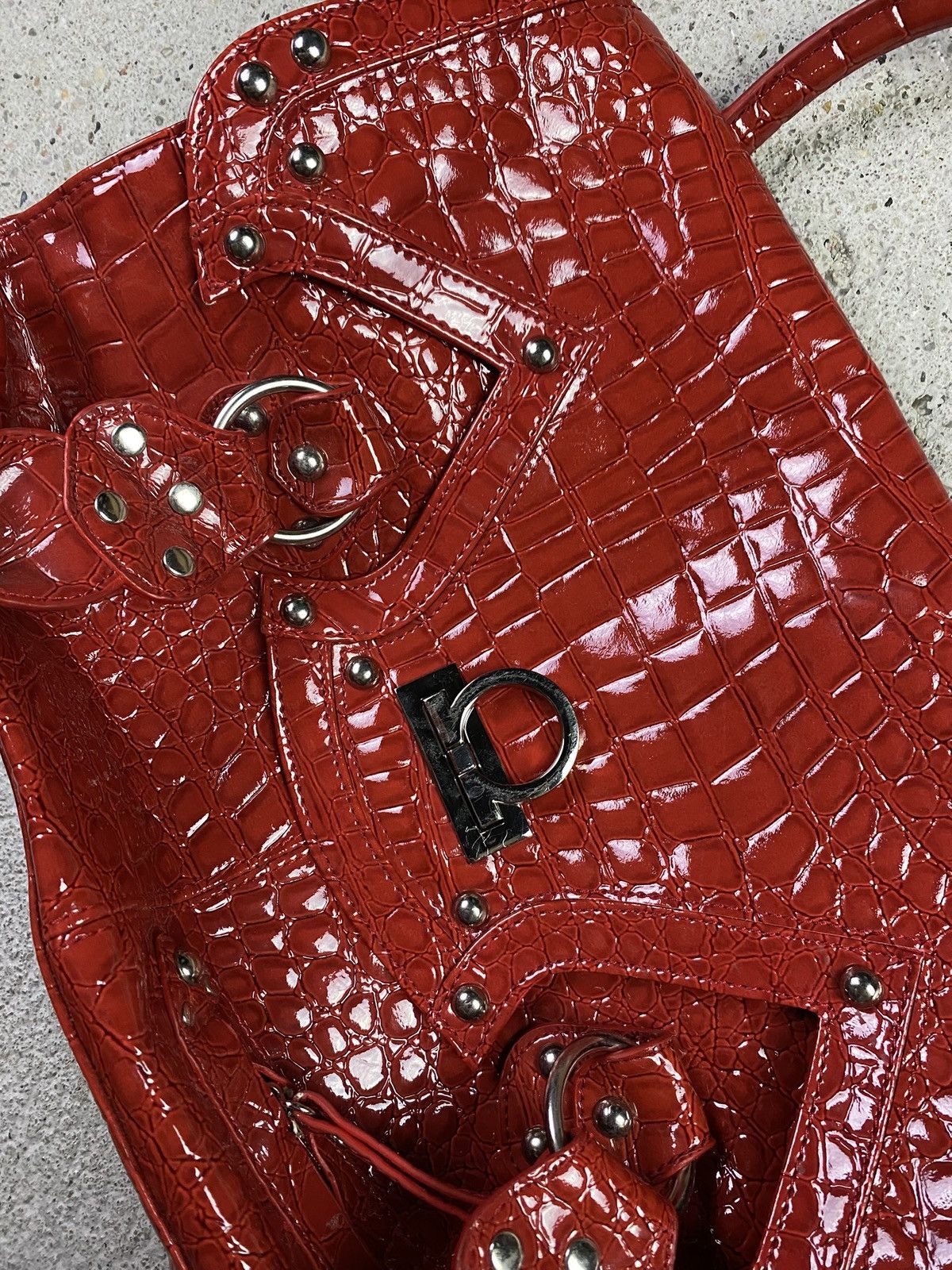 Japanese Brand Vintage hand bag red y2k fashion japan leather Size ONE SIZE - 6 Thumbnail