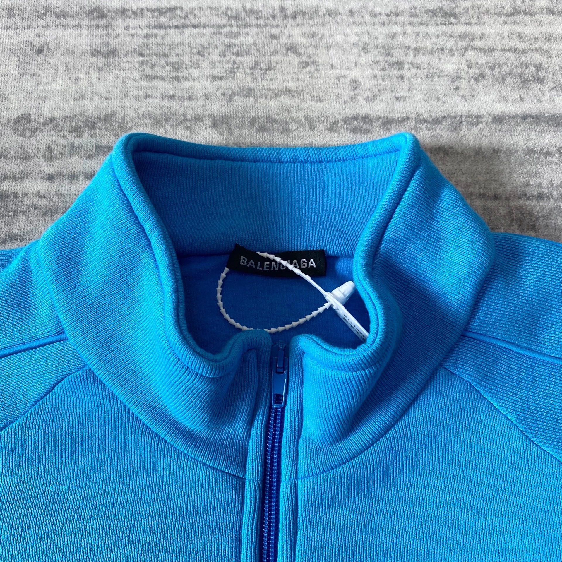 Balenciaga Balenciaga Rainbow Half-Zip Hoodie Baby Blue xxs Size US XXS / EU 40 - 3 Thumbnail