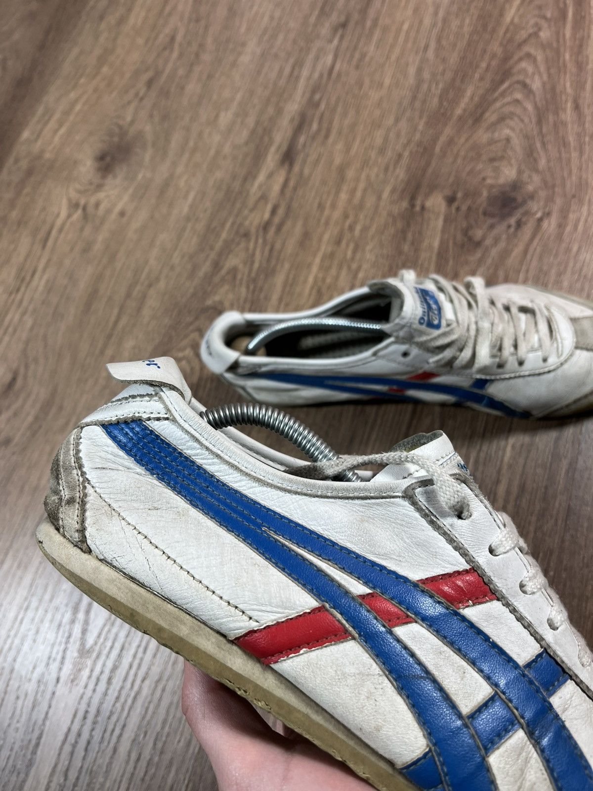 Asics Asics Onitsuka Tiger🐯 Distressed Vintage Sneakers Size US 10 / EU 43 - 11 Thumbnail