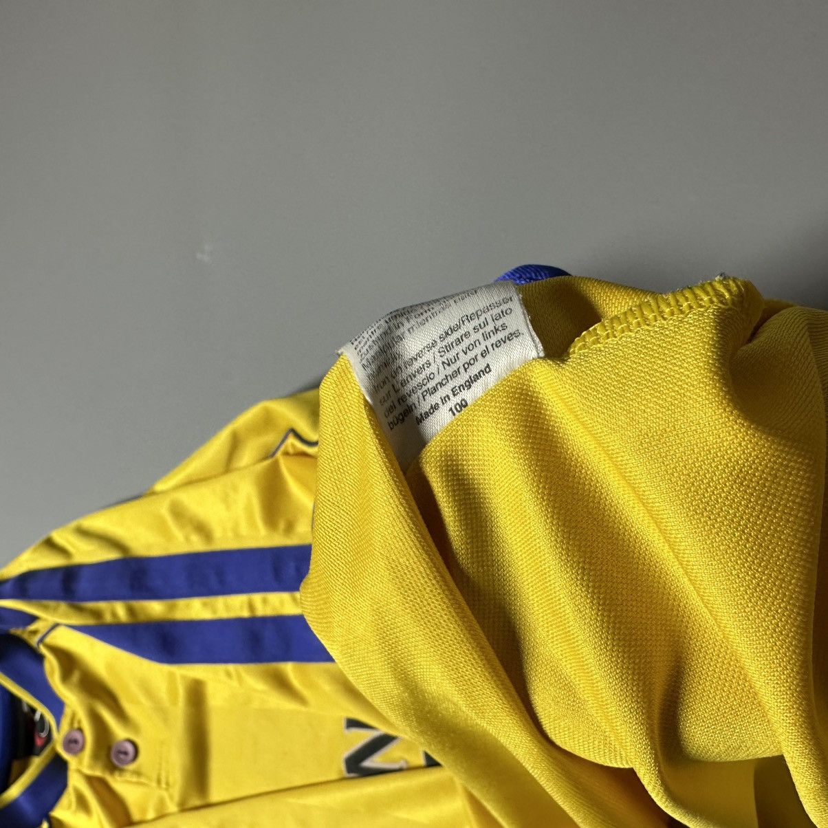 Vintage SOUTHAMPTON 2003/2004 FOOTBALL SOCCER AWAY JERSEY #9 BEATTIE Size US M / EU 48-50 / 2 - 19 Thumbnail