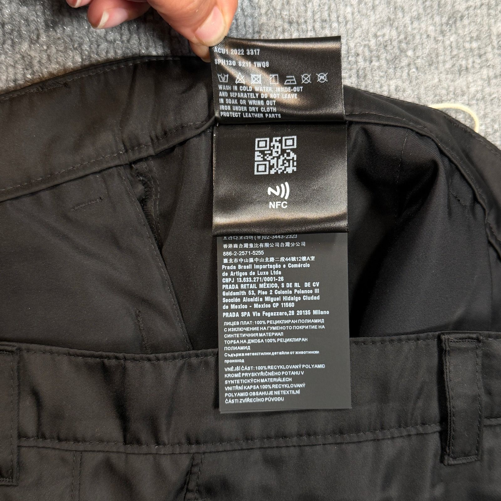 Prada Prada Black Re-Nylon Cargo Trousers Size US 40 / EU 56 - 5 Thumbnail