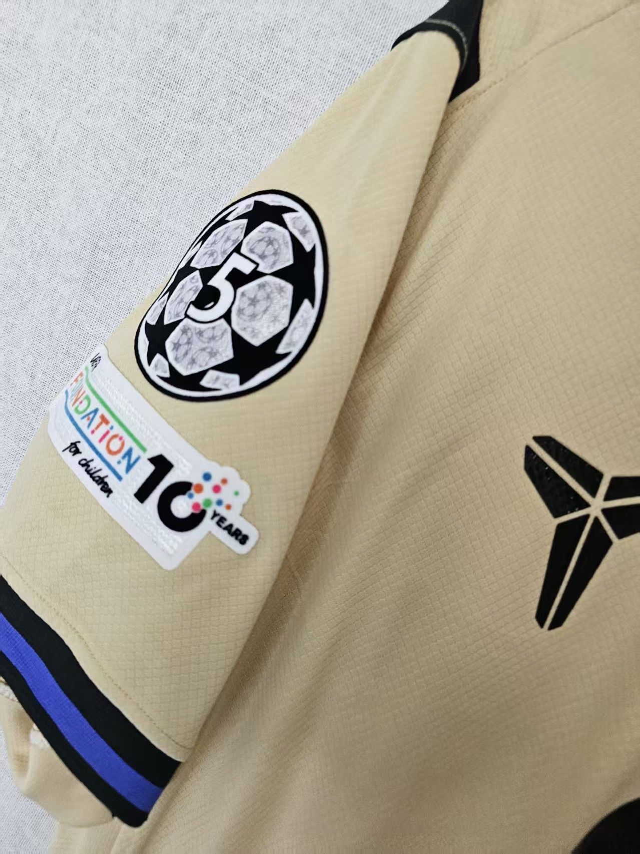 Other 2026 Barcelona #10 Lamine Yamal Jersey Away Size US M / EU 48-50 / 2 - 3 Thumbnail