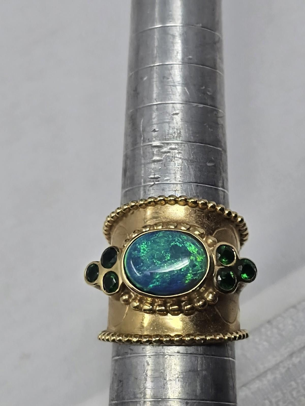 Other 22g Paula Crevoshay 18k Gold Black Opal Tsavorite Ring Size ONE SIZE - 2 Thumbnail