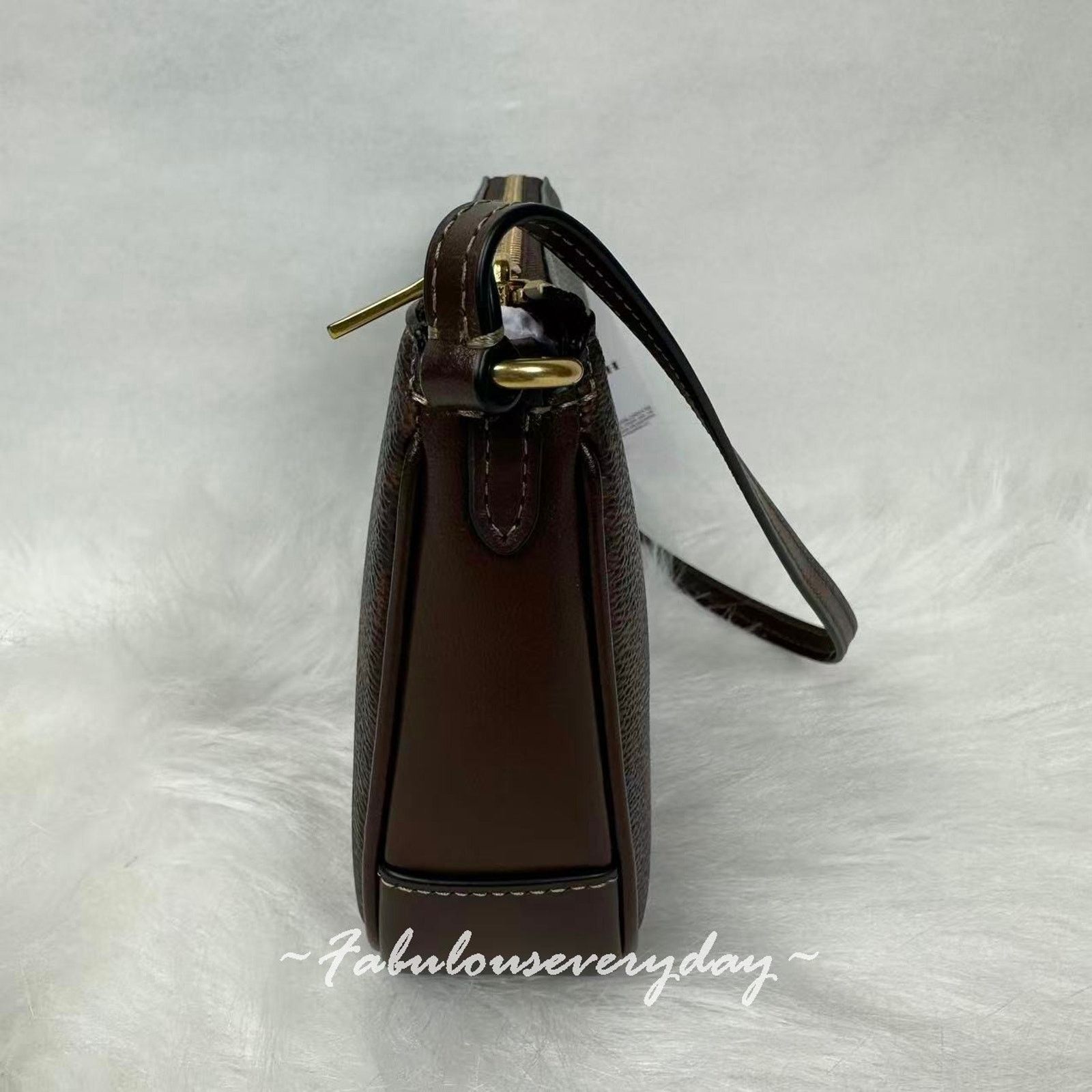 Coach Coach Plaza Bag Wristlet Canvas/Brass/Maple Gift Box Size ONE SIZE - 2 Thumbnail