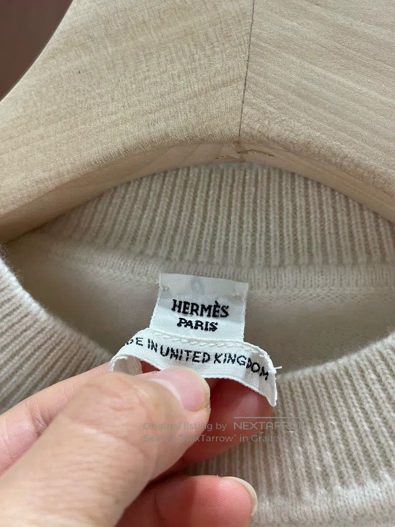 Hermes Hermes Cashmere off-white long-sleeved pullover Size XS / US 0-2 / IT 36-38 - 2 Thumbnail