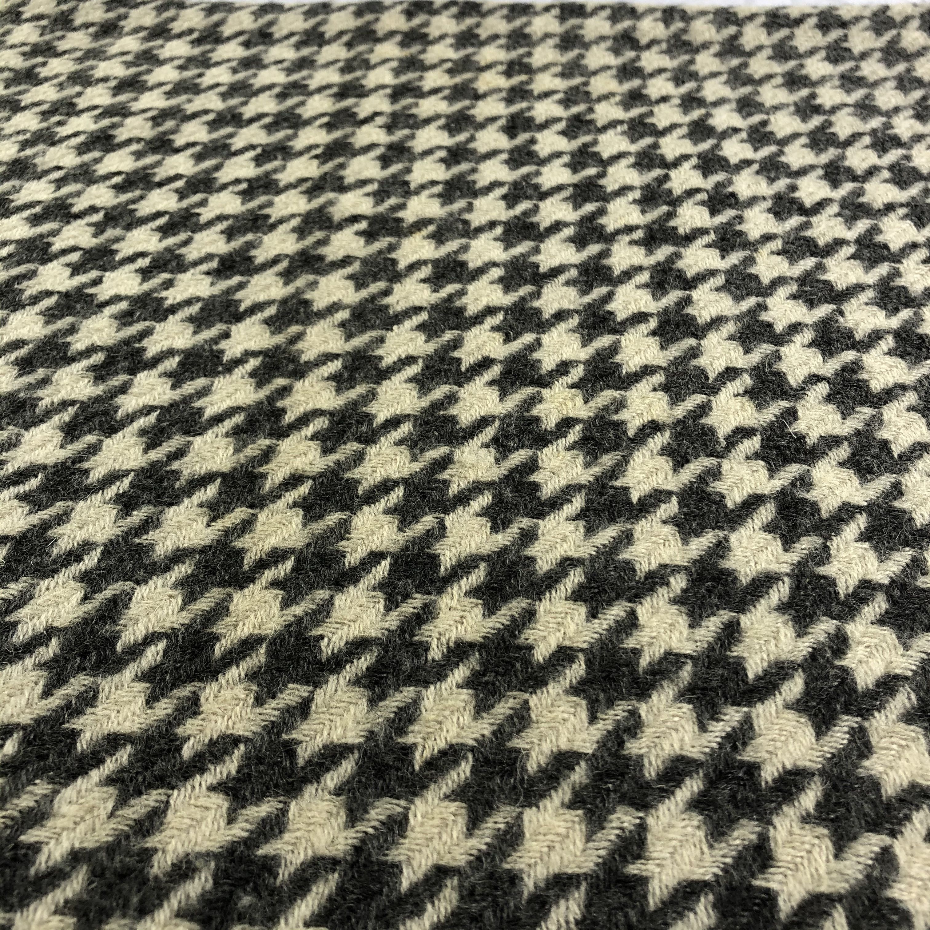 Pierre Balmain Balmain Houndstooth Cashmere Scarf Muffler Neckwear V2407 Size ONE SIZE - 8 Thumbnail