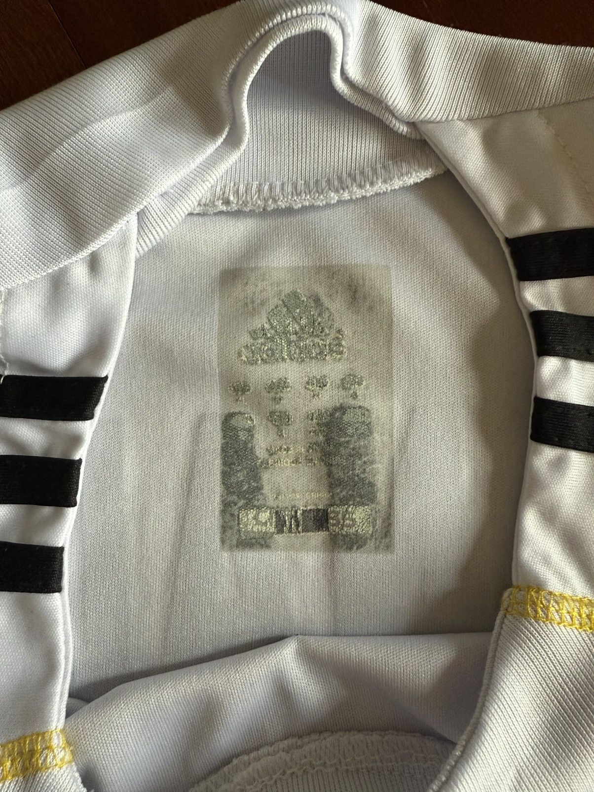 Adidas × Vintage 2009 Real Madrid Adidas jersey Size US M / EU 48-50 / 2 - 7 Thumbnail