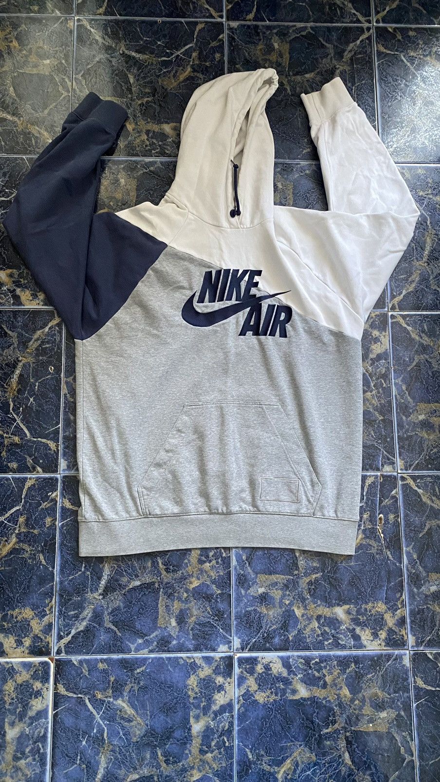 Nike Vintage Nike Air Hoodie 2000s Swoosh Y2K Big Logo Size US L / EU 52-54 / 3 - 1 Thumbnail