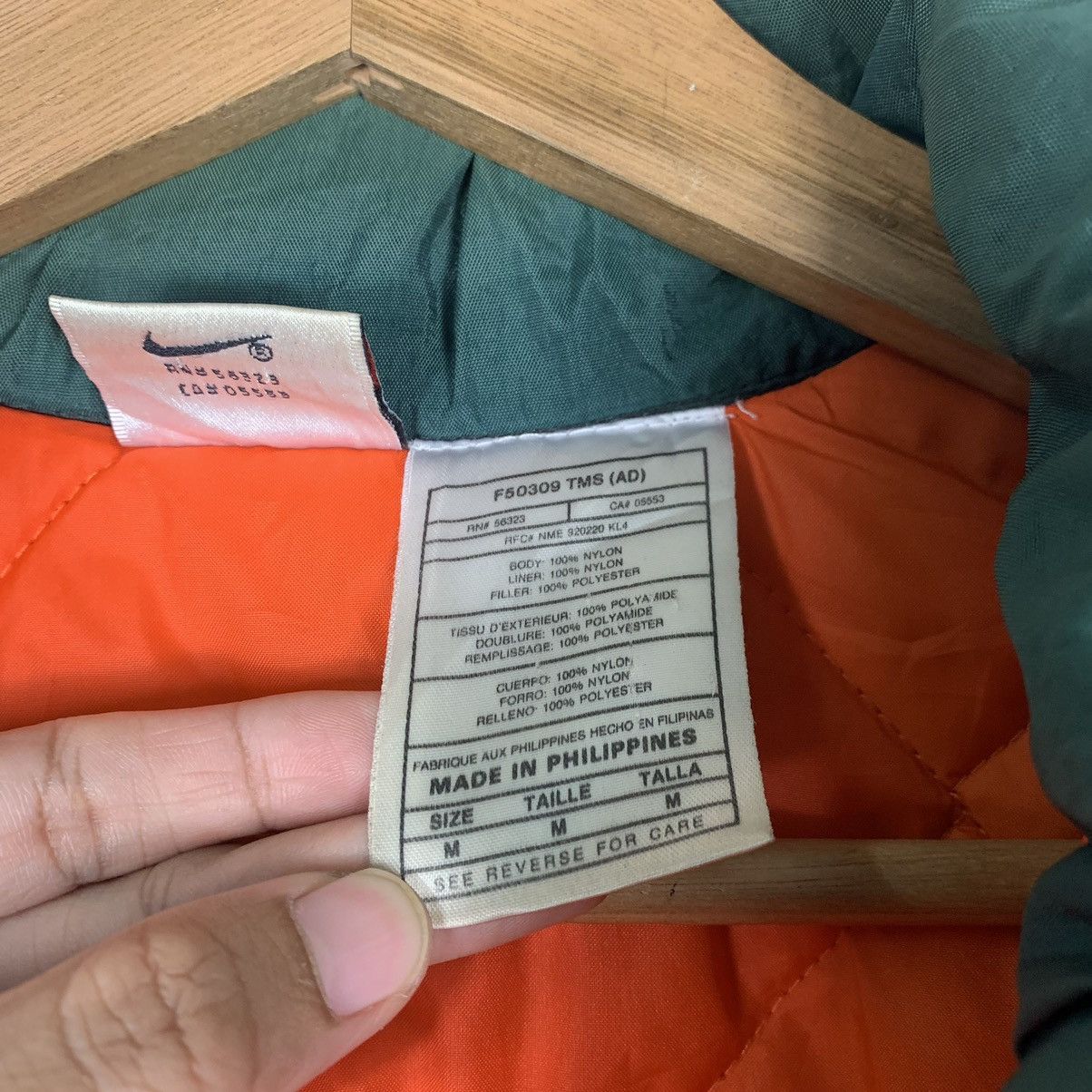Nike Vintage Nike Swoosh Big Logo Jacket Size US M / EU 48-50 / 2 - 19 Thumbnail