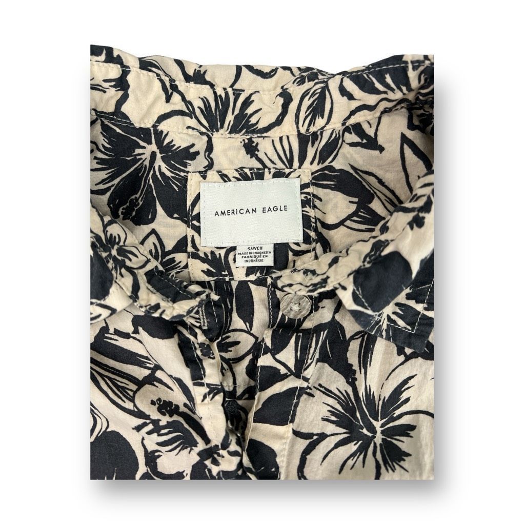 American Eagle Outfitters American Eagle Tropical Button Front Blouse Top Size Small Size S / US 4 / IT 40 - 6 Thumbnail