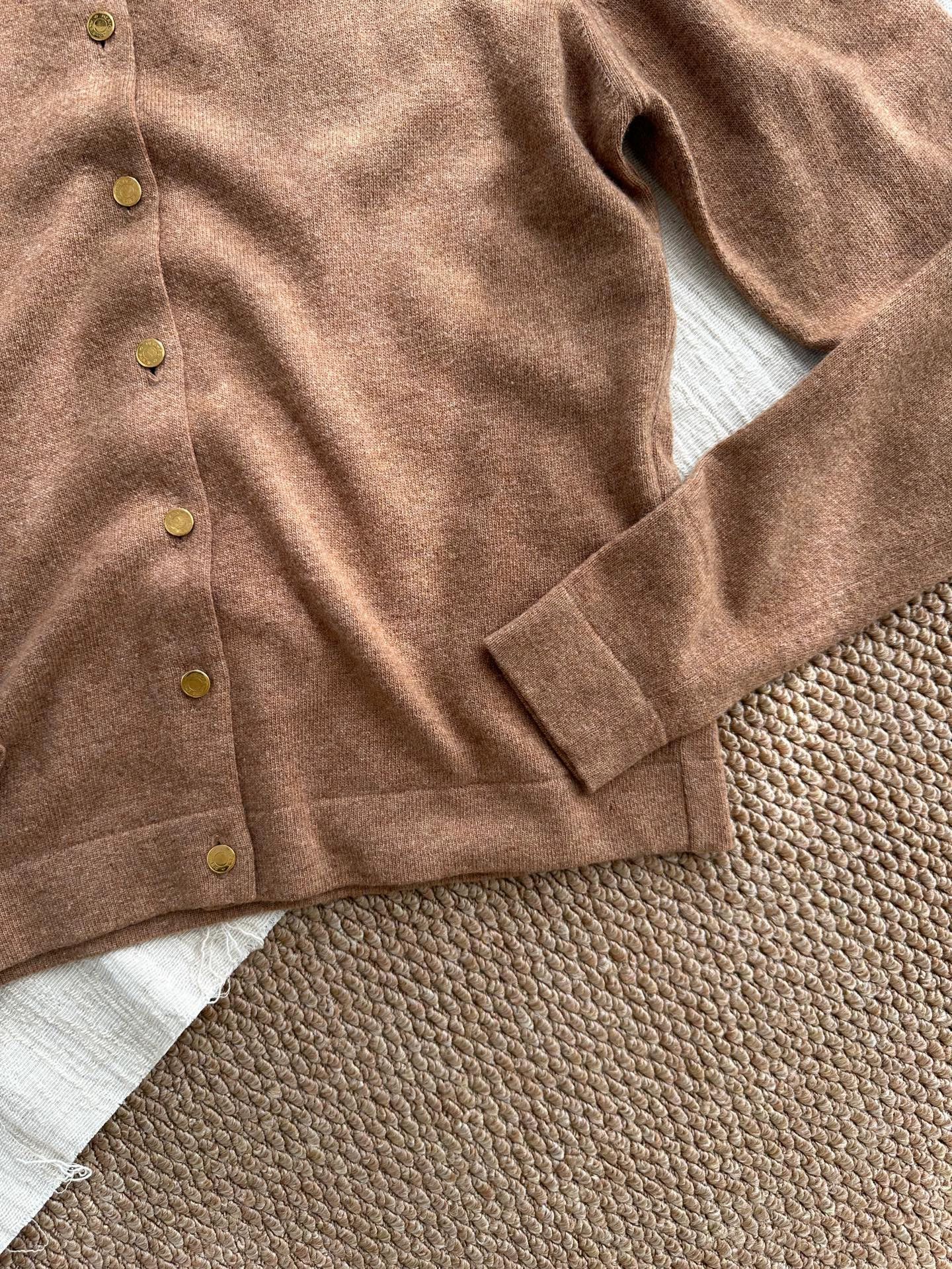 Hermes HERMES 90s Brown Cashmere Knit Sweater Gold Button Size L / US 10 / IT 46 - 3 Thumbnail