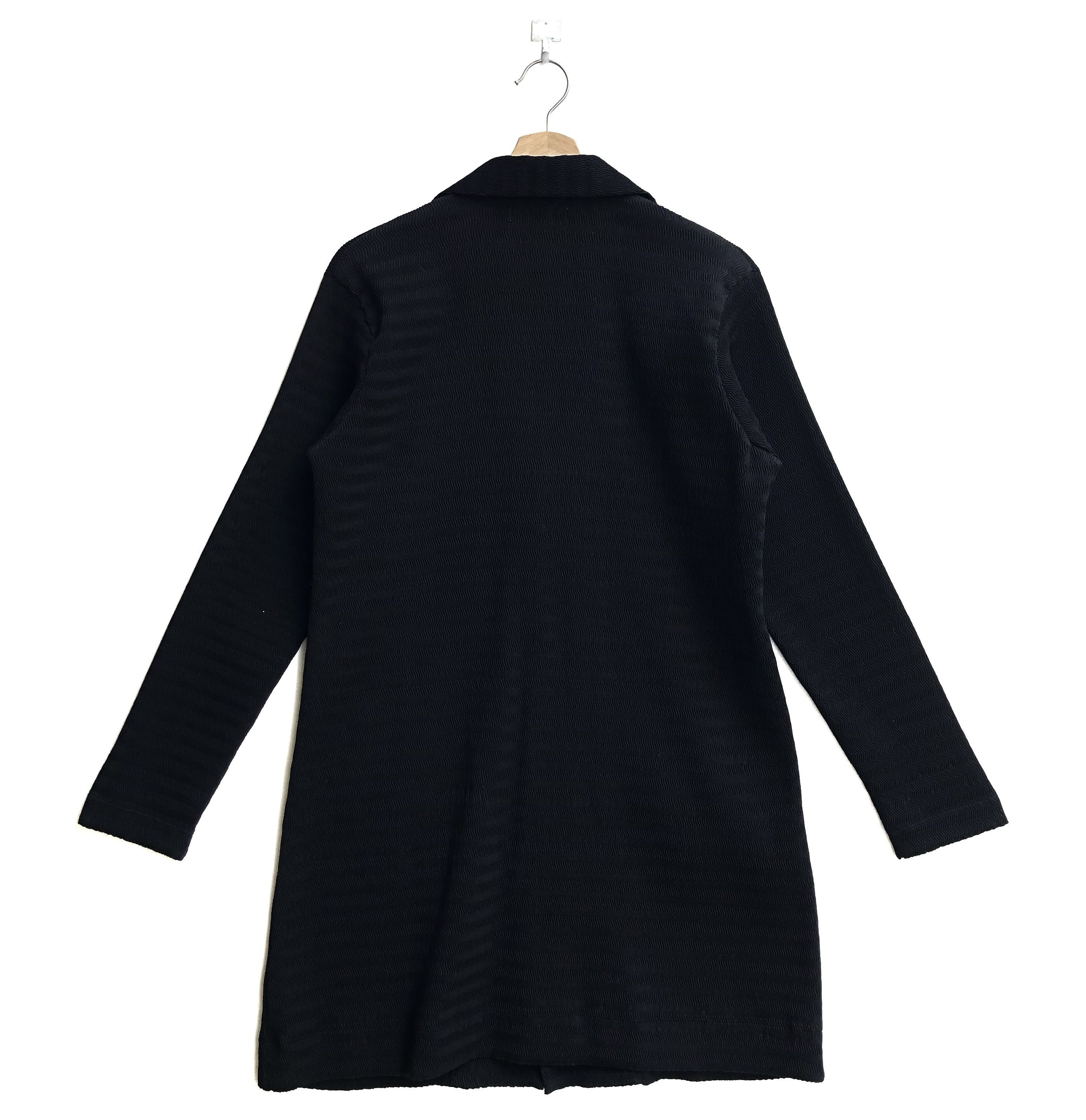 Issey Miyake RARE🔥A/W2006 STRIPE PLEAT TEXTURED WOOL MID COAT Size M / US 6-8 / IT 42-44 - 2 Thumbnail