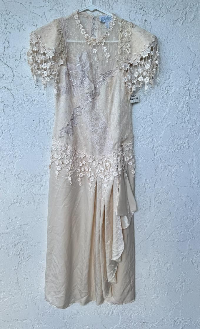 Designer Vintage Cream Gown 4 Size S / US 4 / IT 40 - 1 Thumbnail