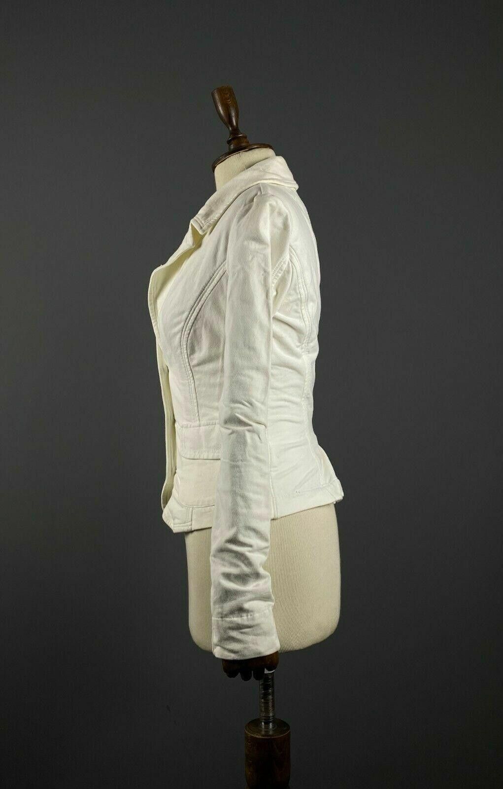 Designer Ladies Weekend Max Mara White Blazer Jacket Size S Size S / US 4 / IT 40 - 4 Thumbnail