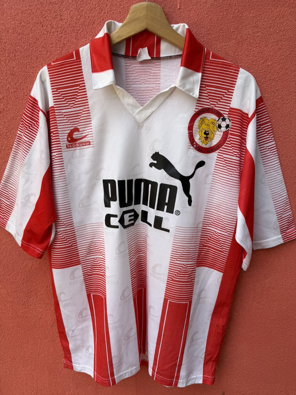 Other Naxxar Lions Football Nursery x Number 14 Size US L / EU 52-54 / 3 - 1 Thumbnail