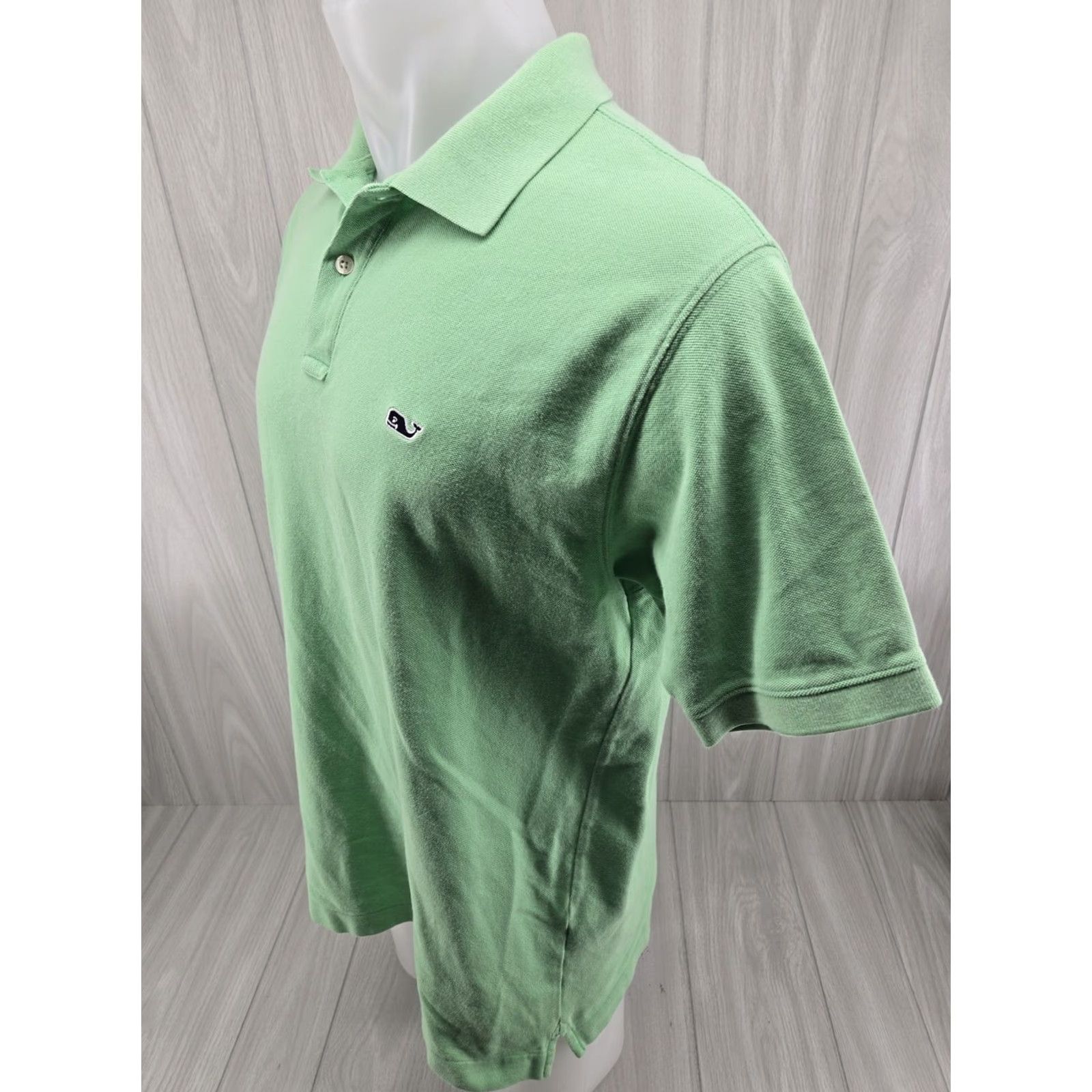 Vineyard Vines Vineyard Vines Polo Shirt Mens Medium Green Short Sleeve Cotton Polo Shirt Mens Green Regular Fit Lifespan: 19.75 shoulder to shoulder? Size US M / EU 48-50 / 2 - 4 Thumbnail