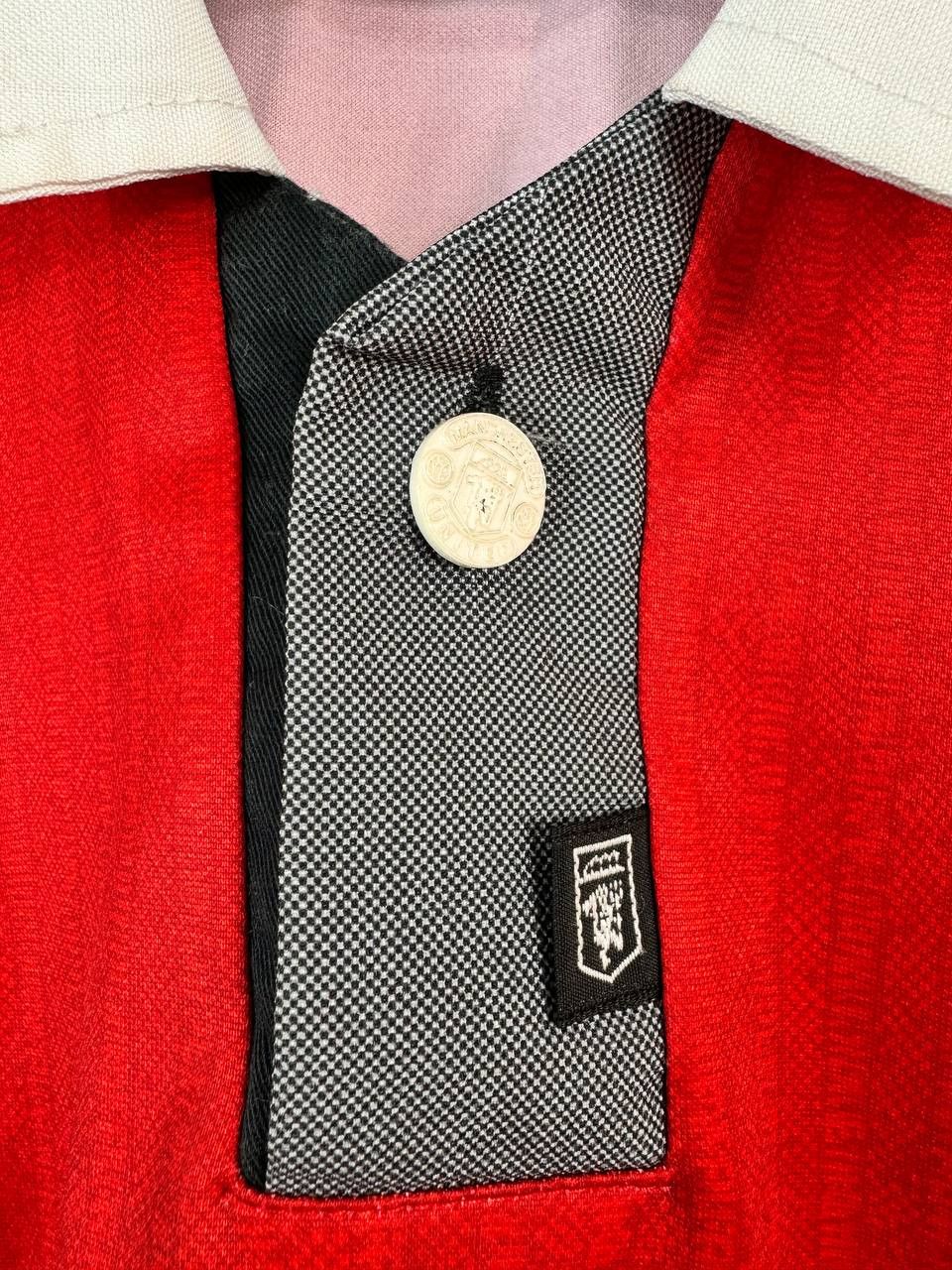Umbro × Vintage MANCHESTER UNITED 96 98 SHIRT FOOTBALL SOCCER UMBRO Boys Xl Size US S / EU 44-46 / 1 - 2 Thumbnail