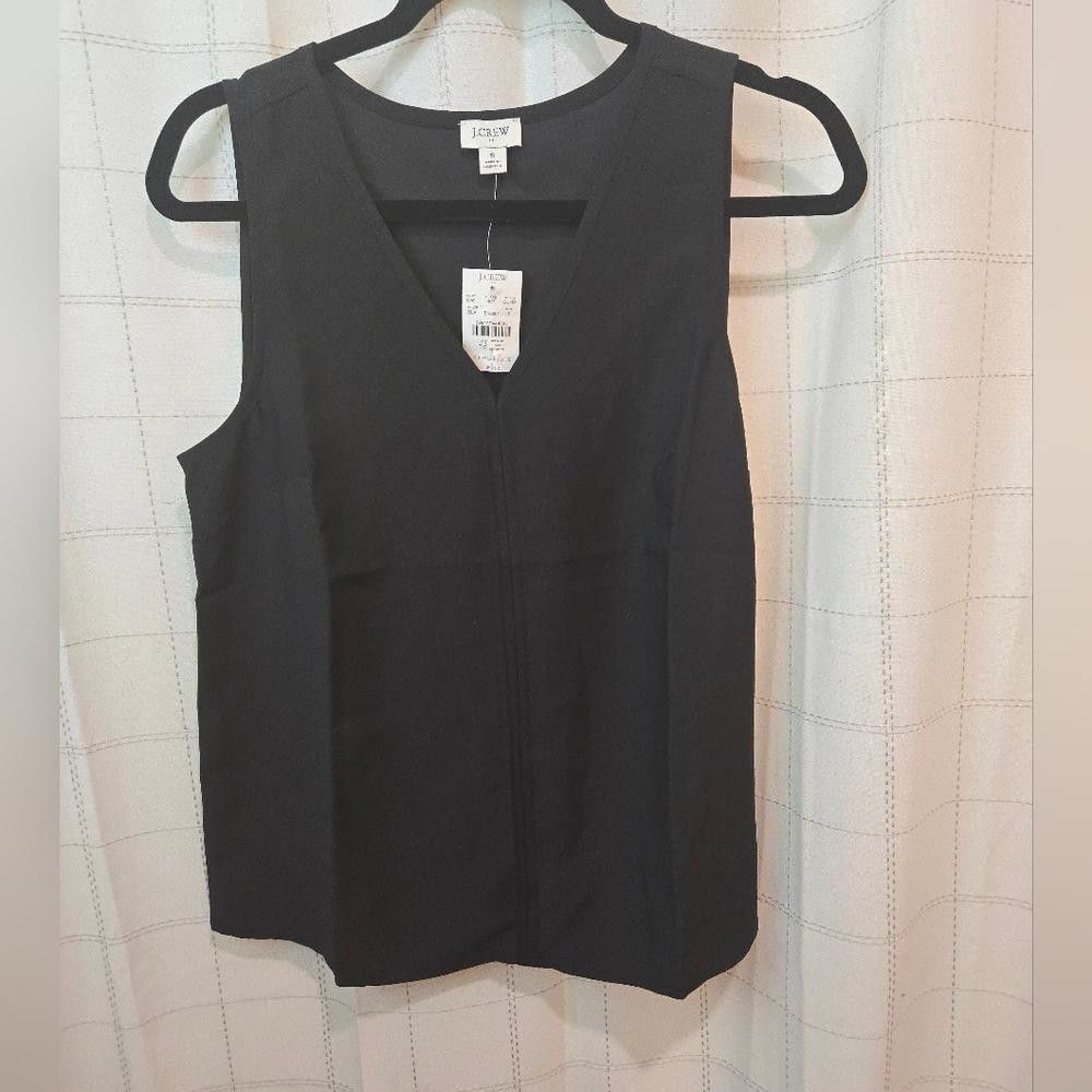 J.Crew J Crew Sleeveless V Neck Crepe Shell Size S / US 4 / IT 40 - 2 Thumbnail