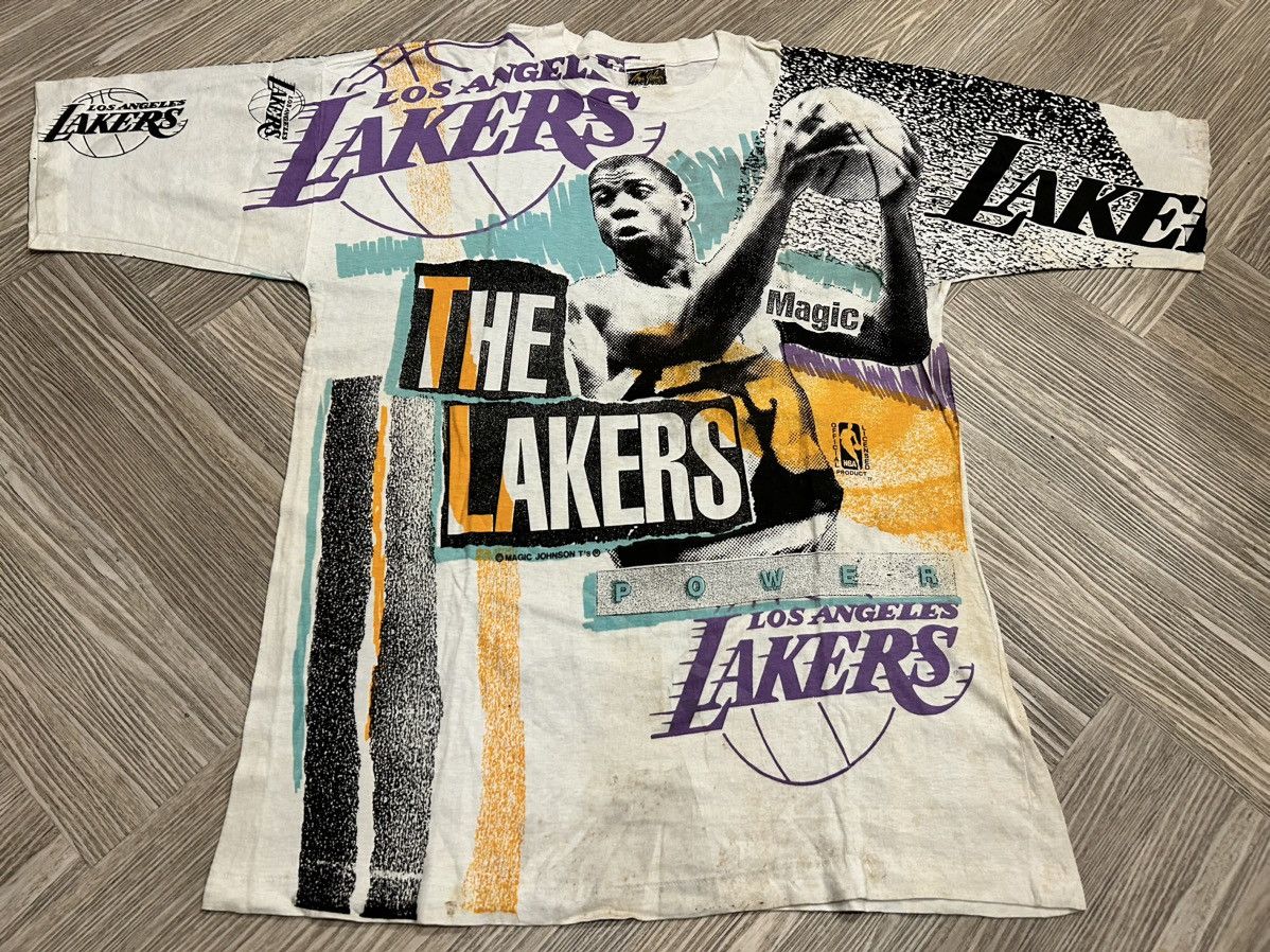 NBA × Vintage *RARE* Vintage L.A Lakers Magic Johnson AOP (Single Stitch) Size US XL / EU 56 / 4 - 1 Thumbnail