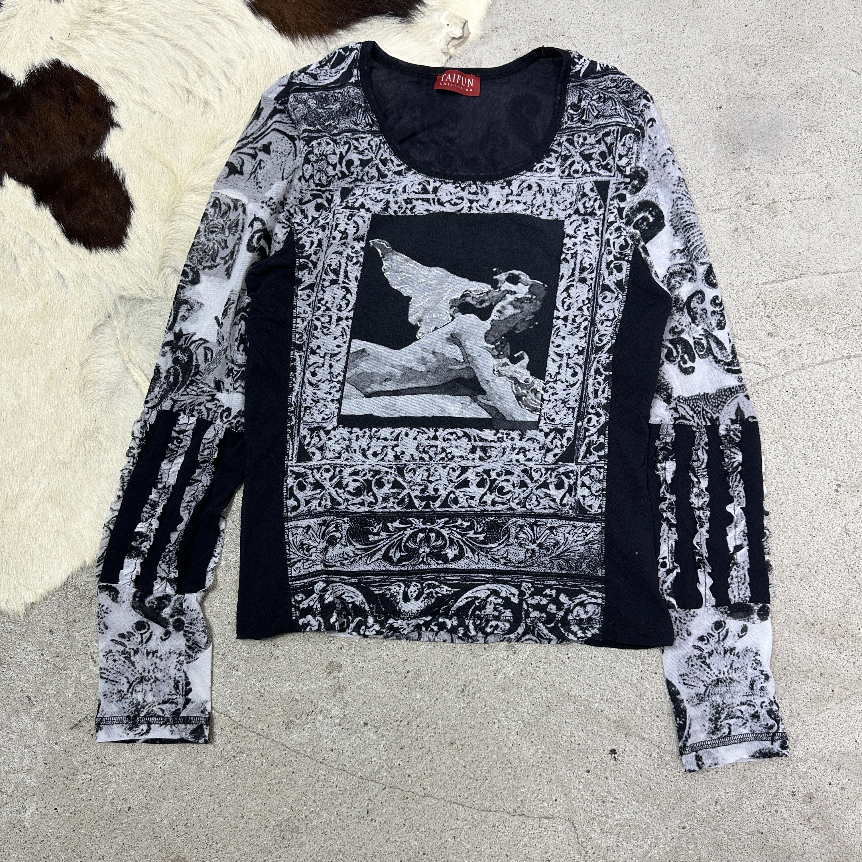 Vintage Vintage Avant Garde Preppy Angel Printed Meshtop 00s Size S / US 4 / IT 40 - 2 Thumbnail