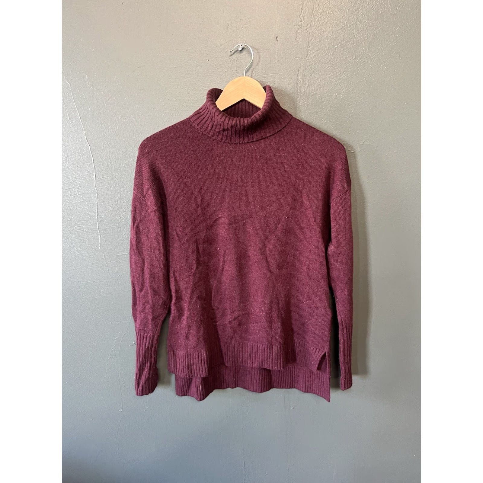J.Crew J. Crew Womens Red Knitted Long Sleeve Mock Neck Sweater XS Size XS / US 0-2 / IT 36-38 - 2 Thumbnail