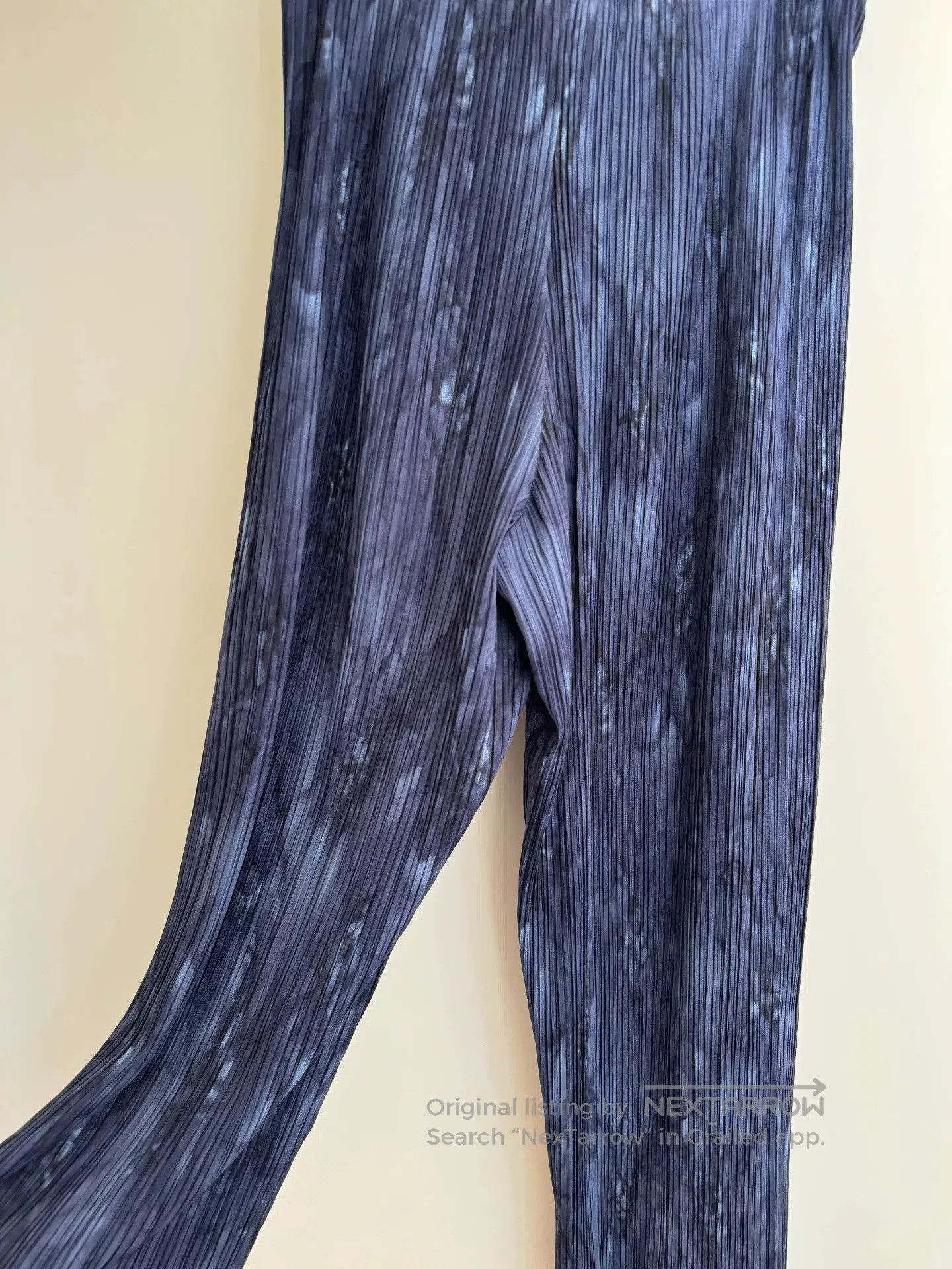 Pleats Please Issey Miyake Issey Miyake Blue Wave Pants. Size 25" / US 0 / IT 36 - 4 Thumbnail