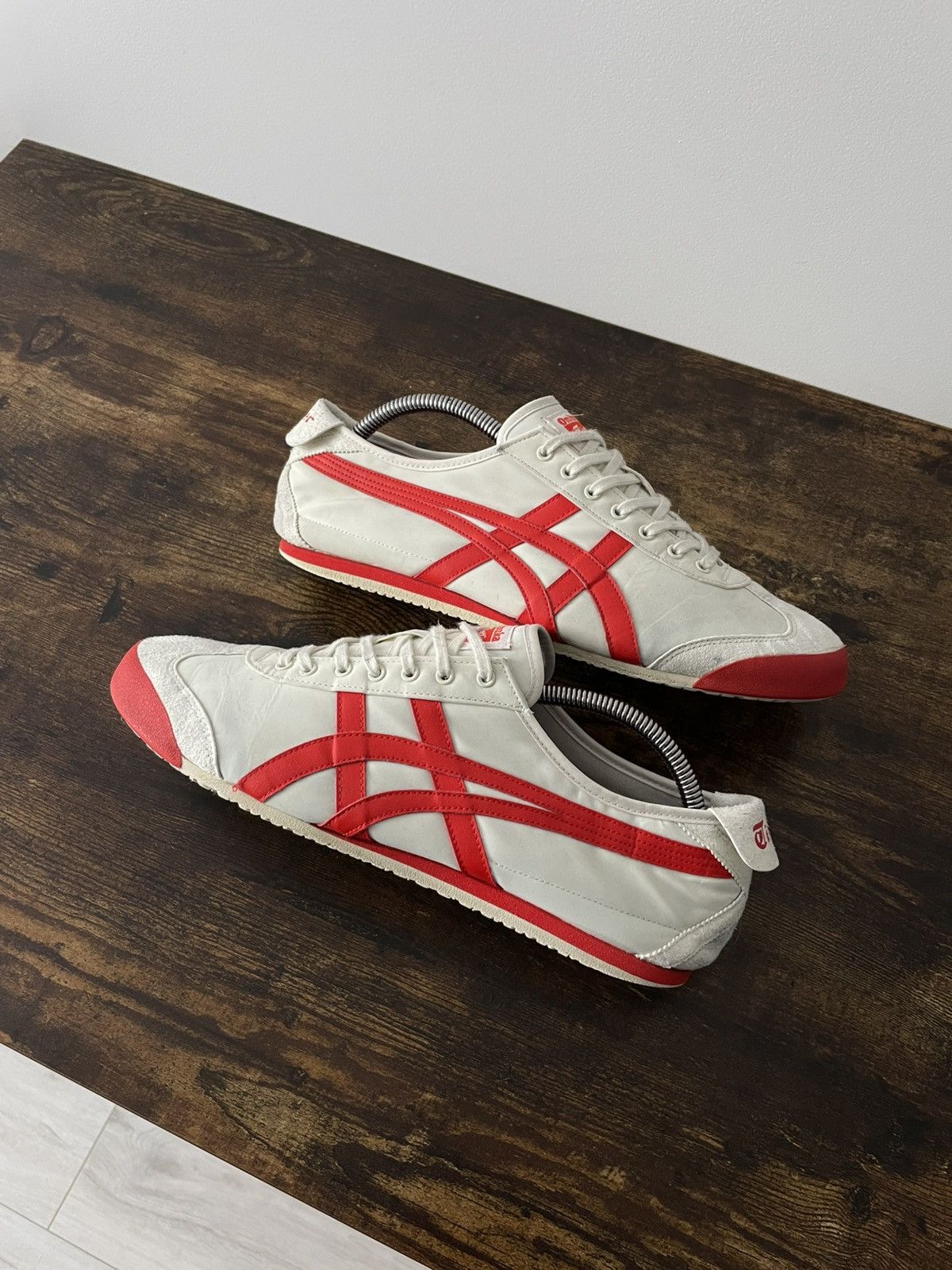 Asics Asics Onitsuka Tiger Shoes White/Red Y2K Size US 9.5 / EU 42-43 - 2 Thumbnail