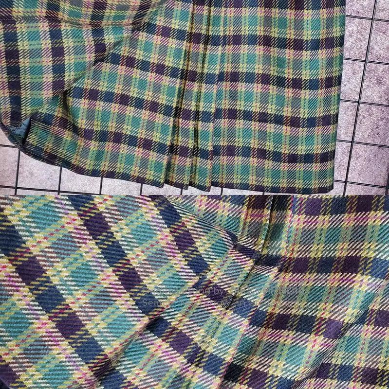 Dior Dior Wool Plaid Mini Skirt for Women . Size 23" - 4 Thumbnail