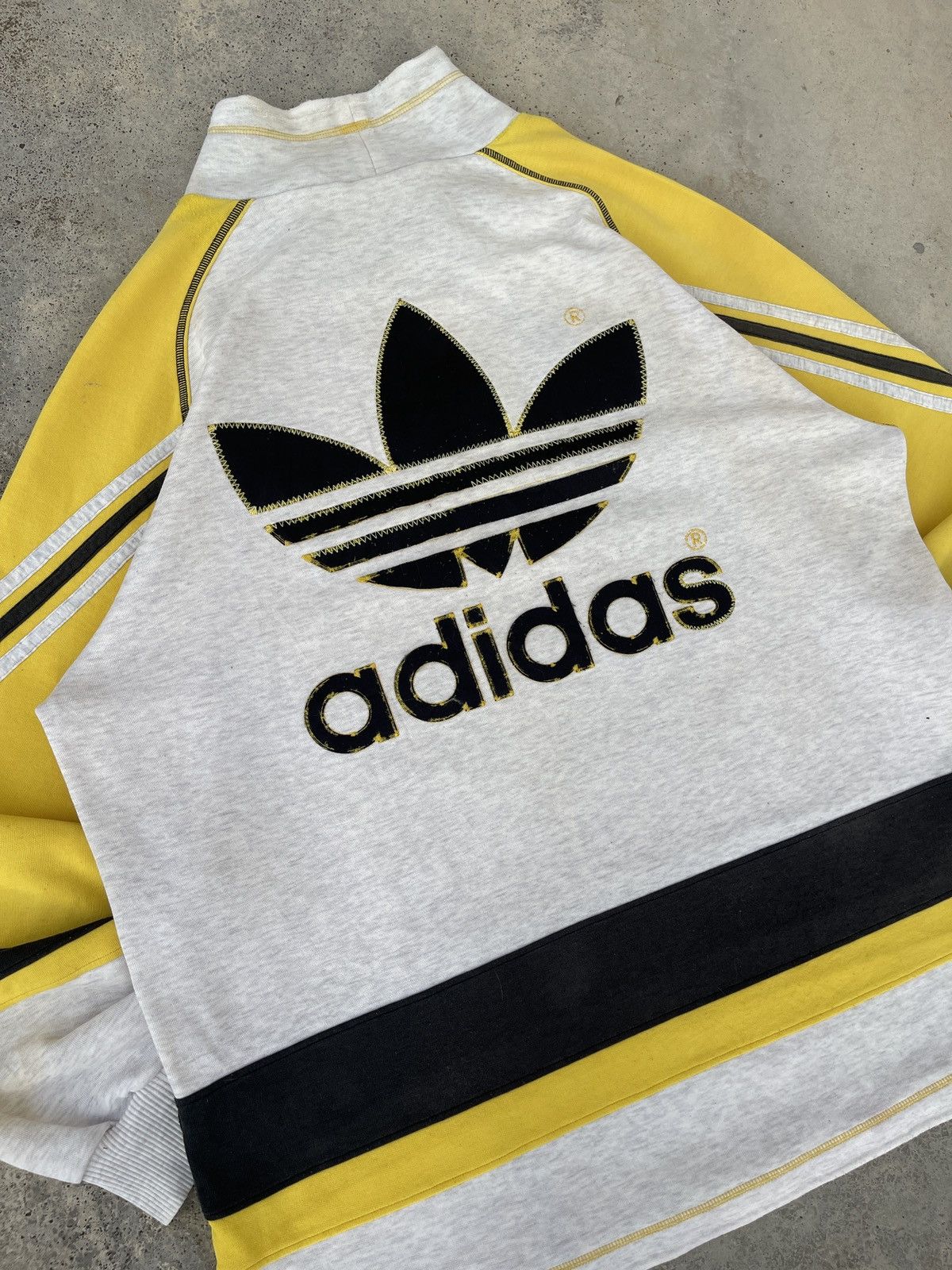 Adidas × Vintage Vintage 90s Adidas Trefoil Big Logo Sweatshirt Size US L / EU 52-54 / 3 - 11 Thumbnail