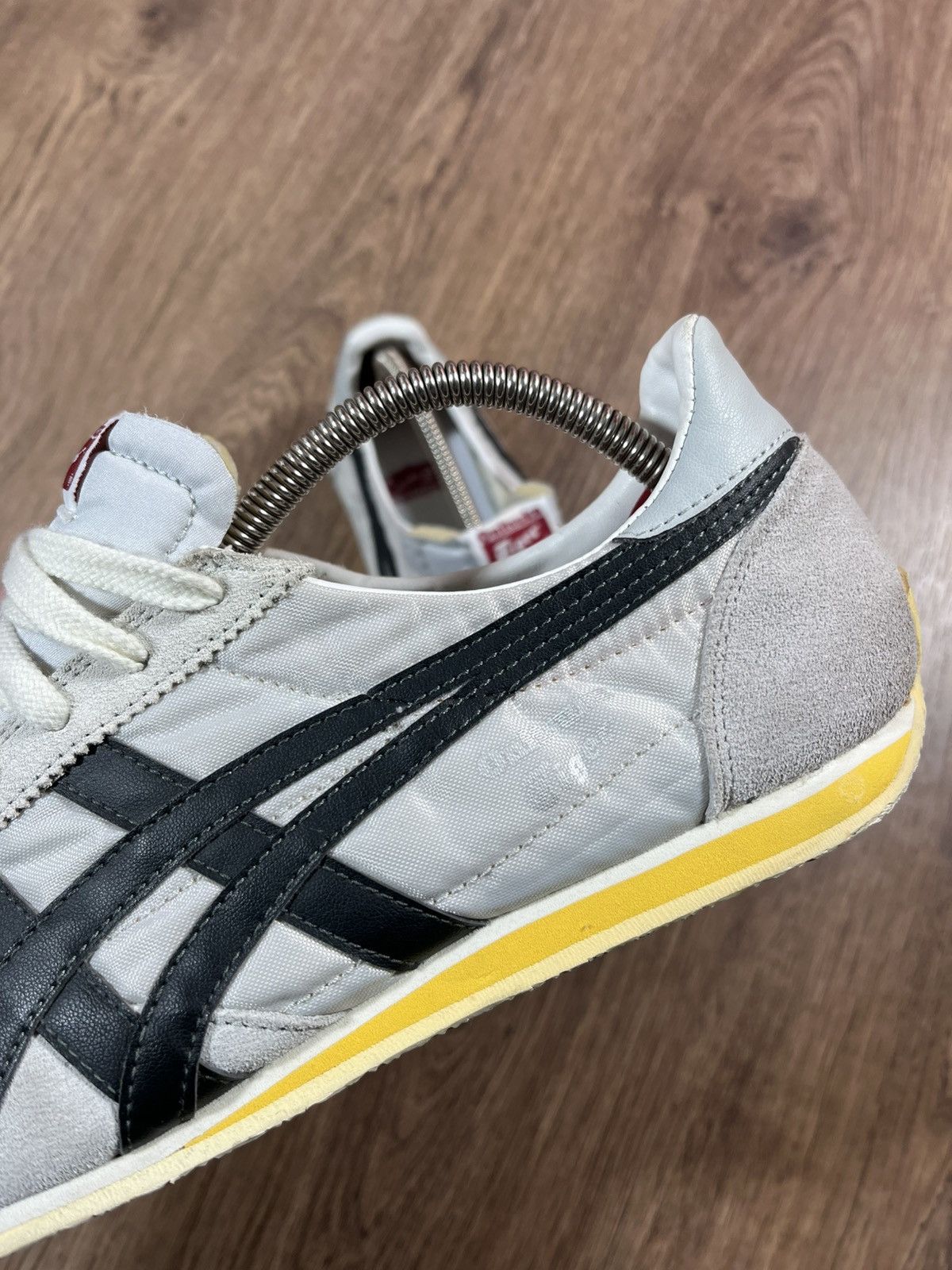 Onitsuka Tiger Onitsuka Tiger Vintage Size US 9 / EU 42 - 10 Thumbnail