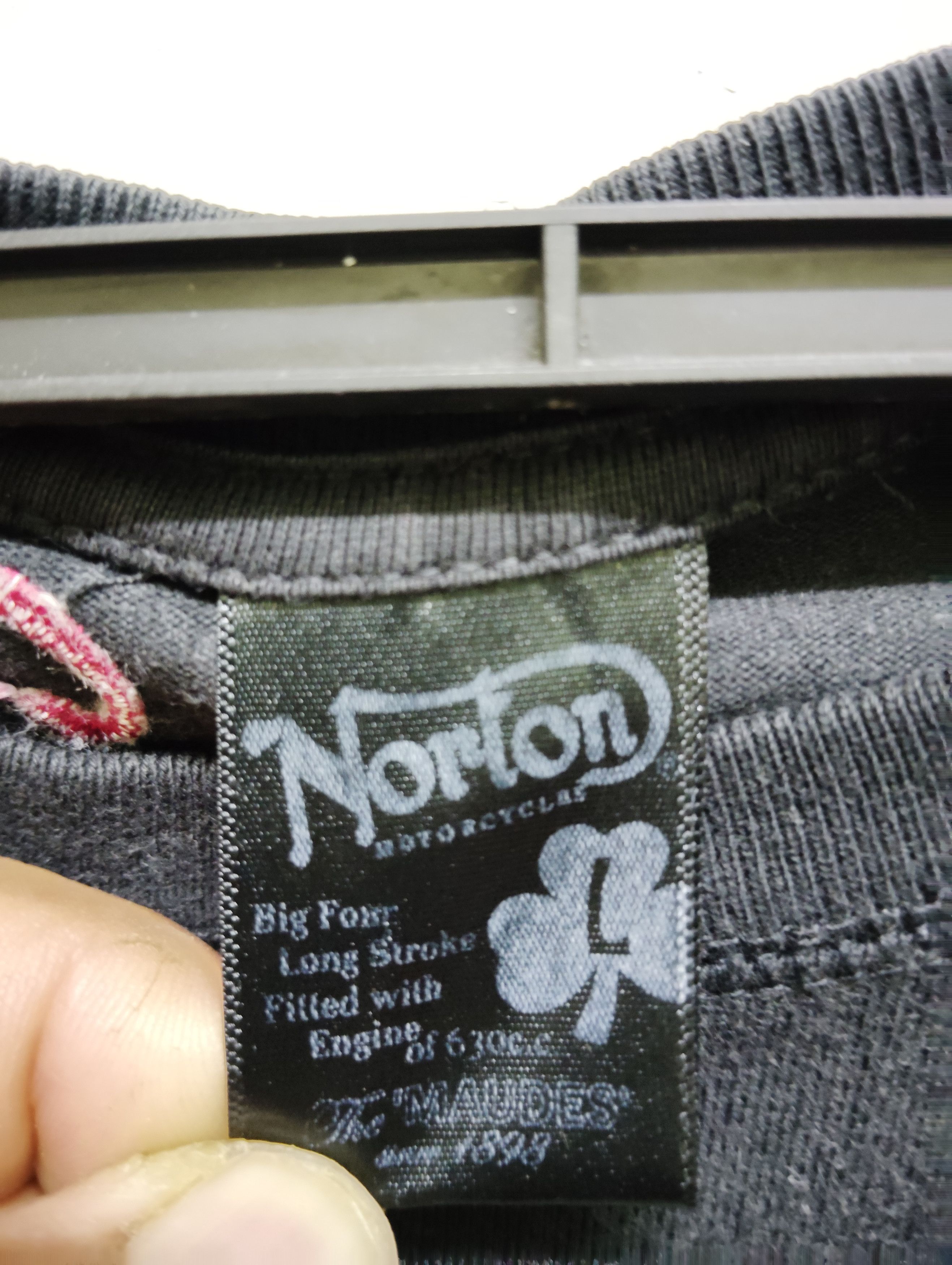 Norton NORTON long sleeve t-shirt Embroidered Size US S / EU 44-46 / 1 - 12 Thumbnail