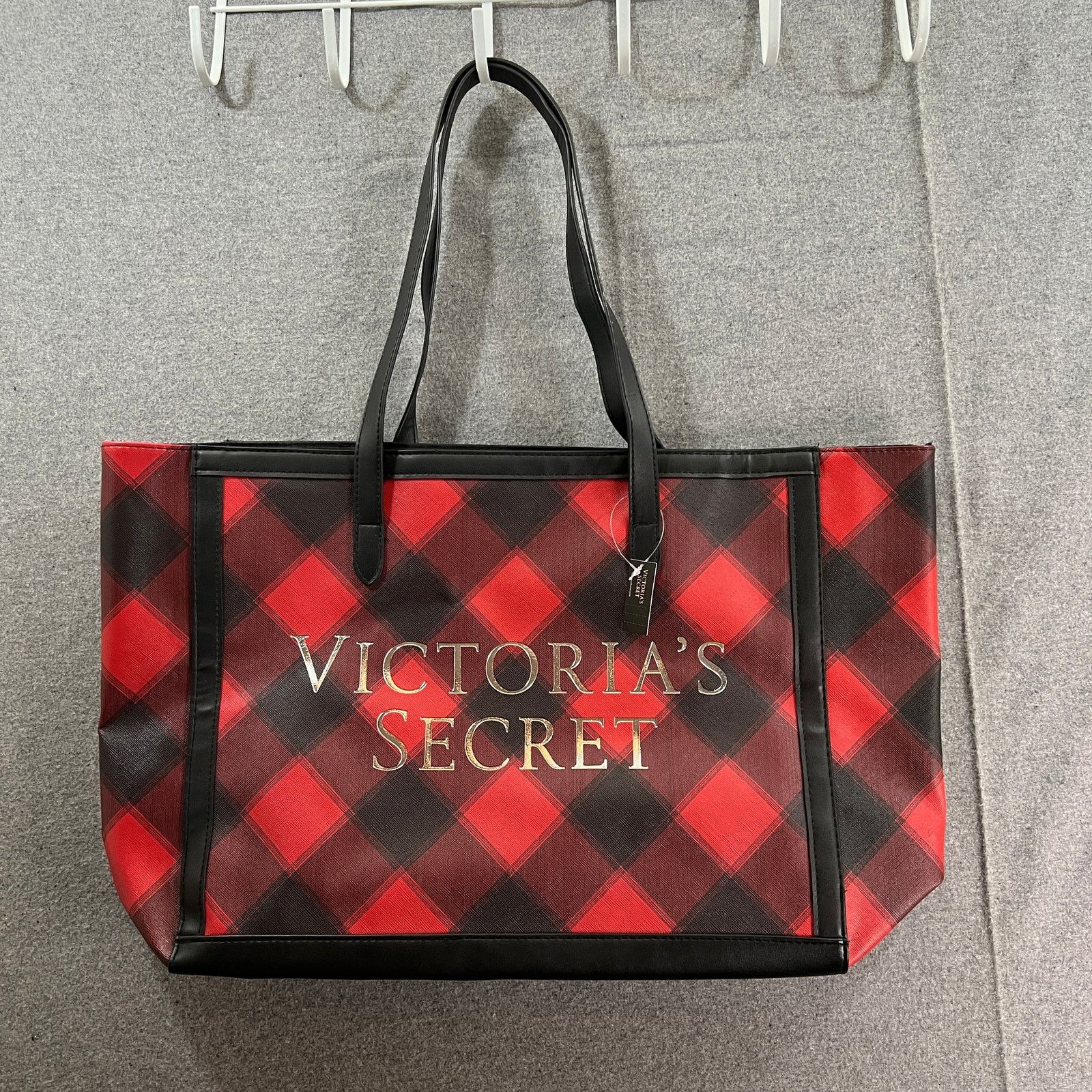 Victoria's Secret Victoria's Secret Women Red Plaid Handbags Size ONE SIZE - 1 Thumbnail